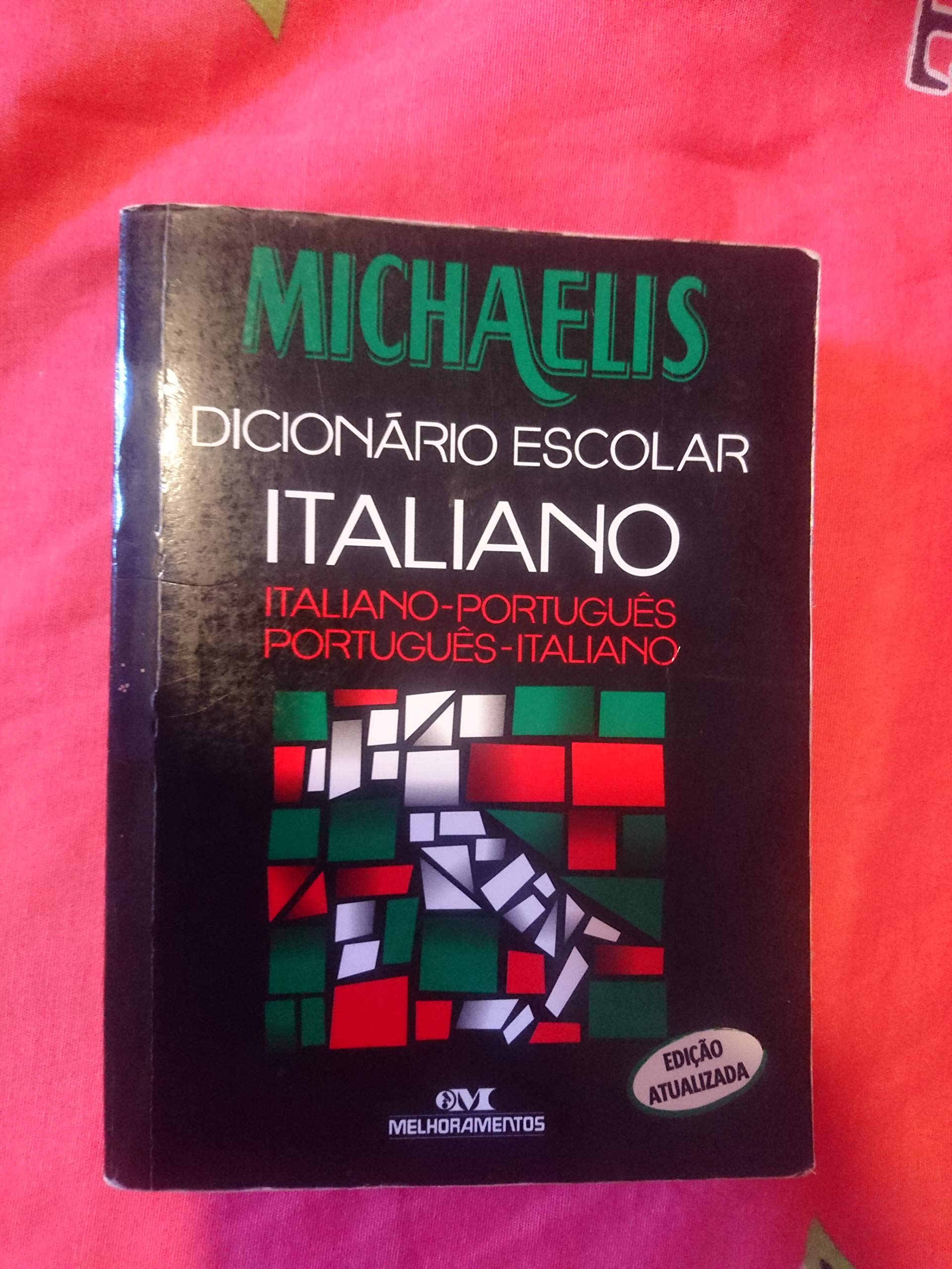 Dicionário Escolar Italiano Michaelis book