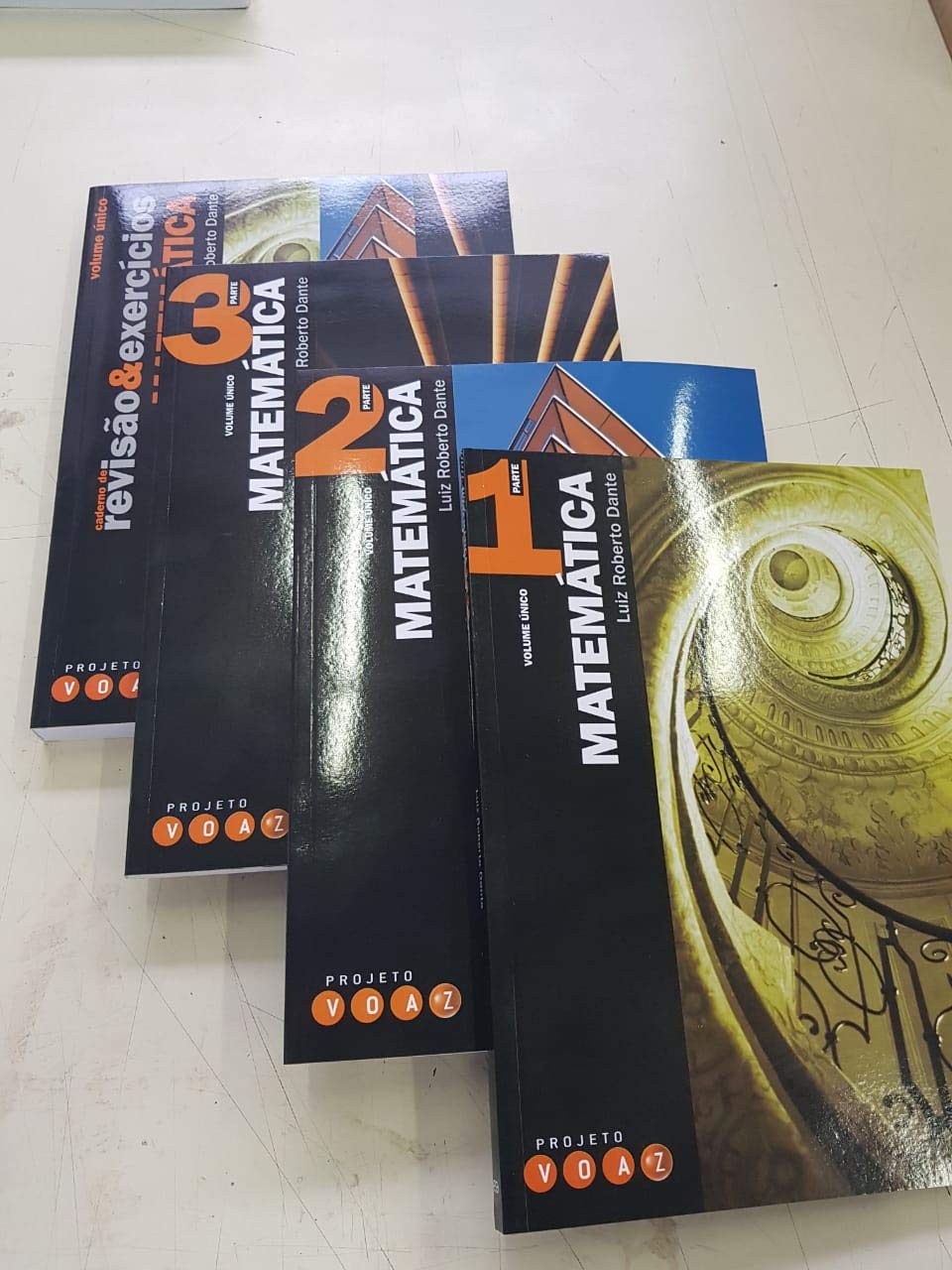 Projeto Voaz Matemática. Mais Caderno de Exercícios - 3 Volumes (Em Portuguese do Brasil) book