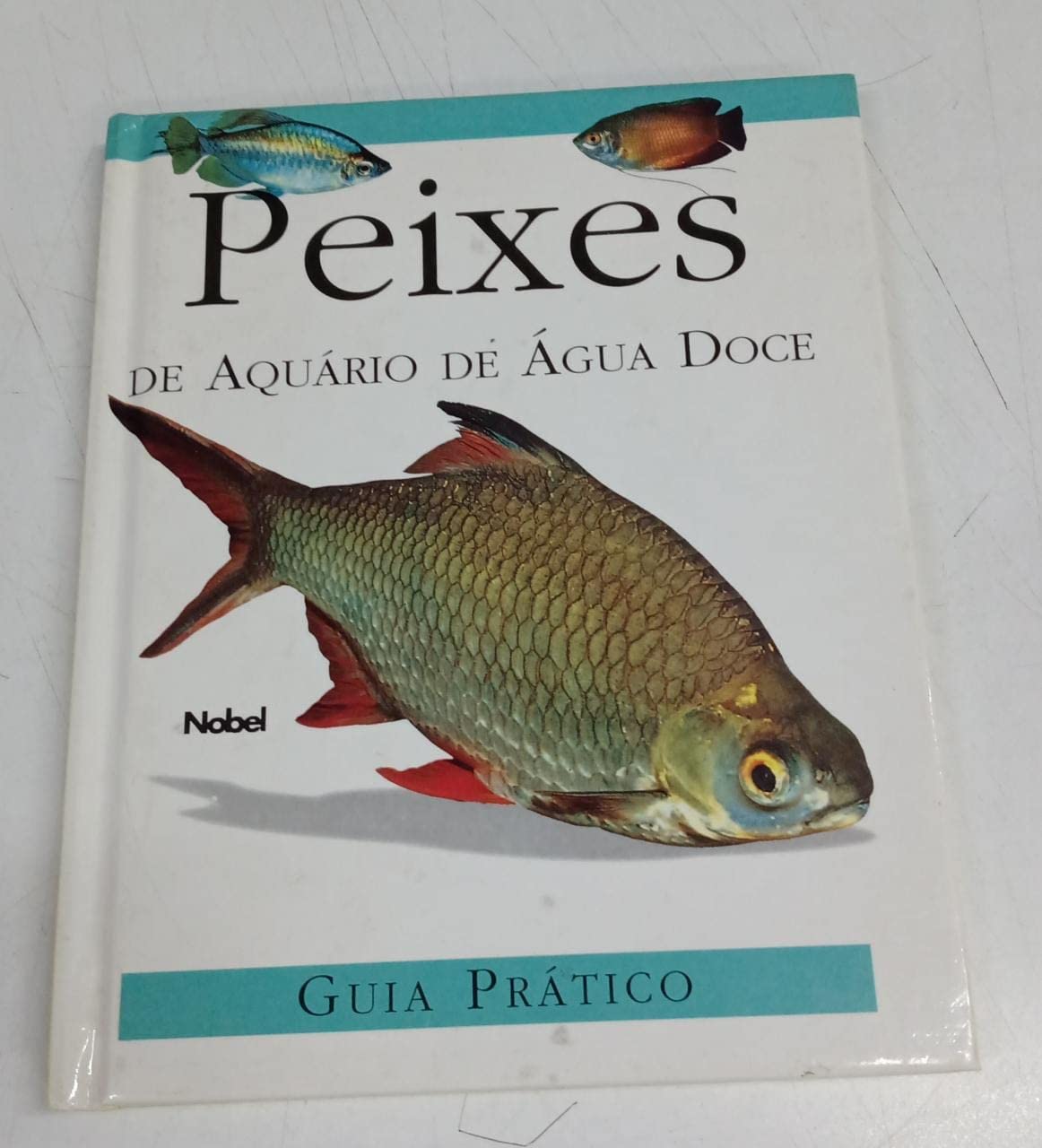 Peixes De Aquário De Água Doce (Em Portuguese do Brasil) book