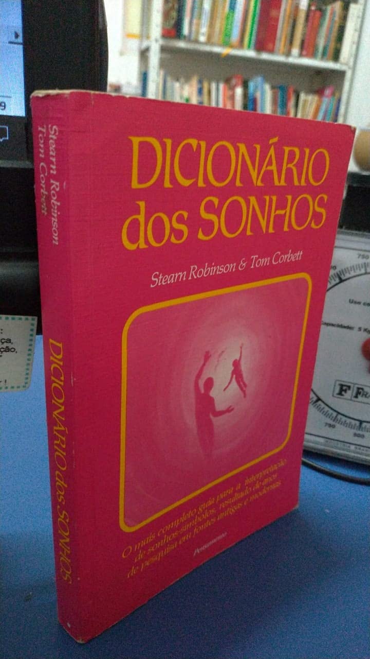 Dicionário Dos Sonhos (Em Portuguese do Brasil) book