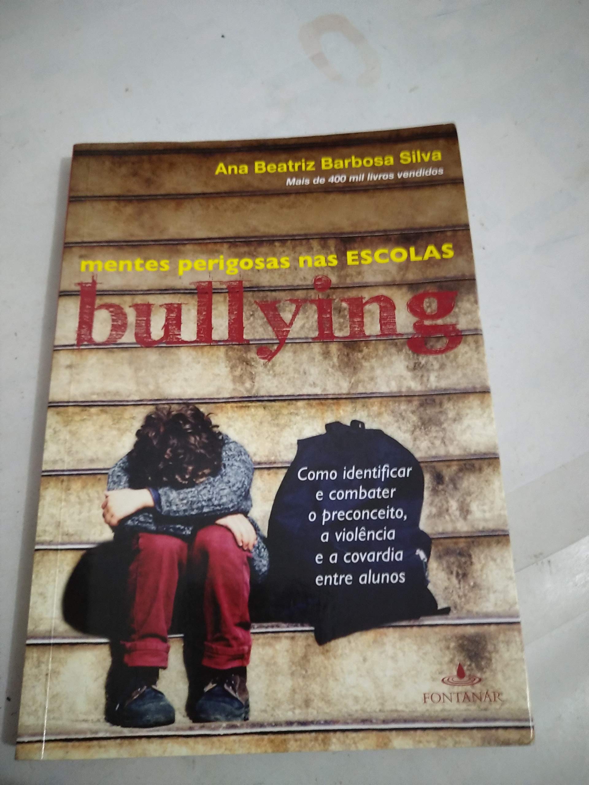 Bullying. Mentes Perigosas Na Escola (Em Portuguese do Brasil) Books