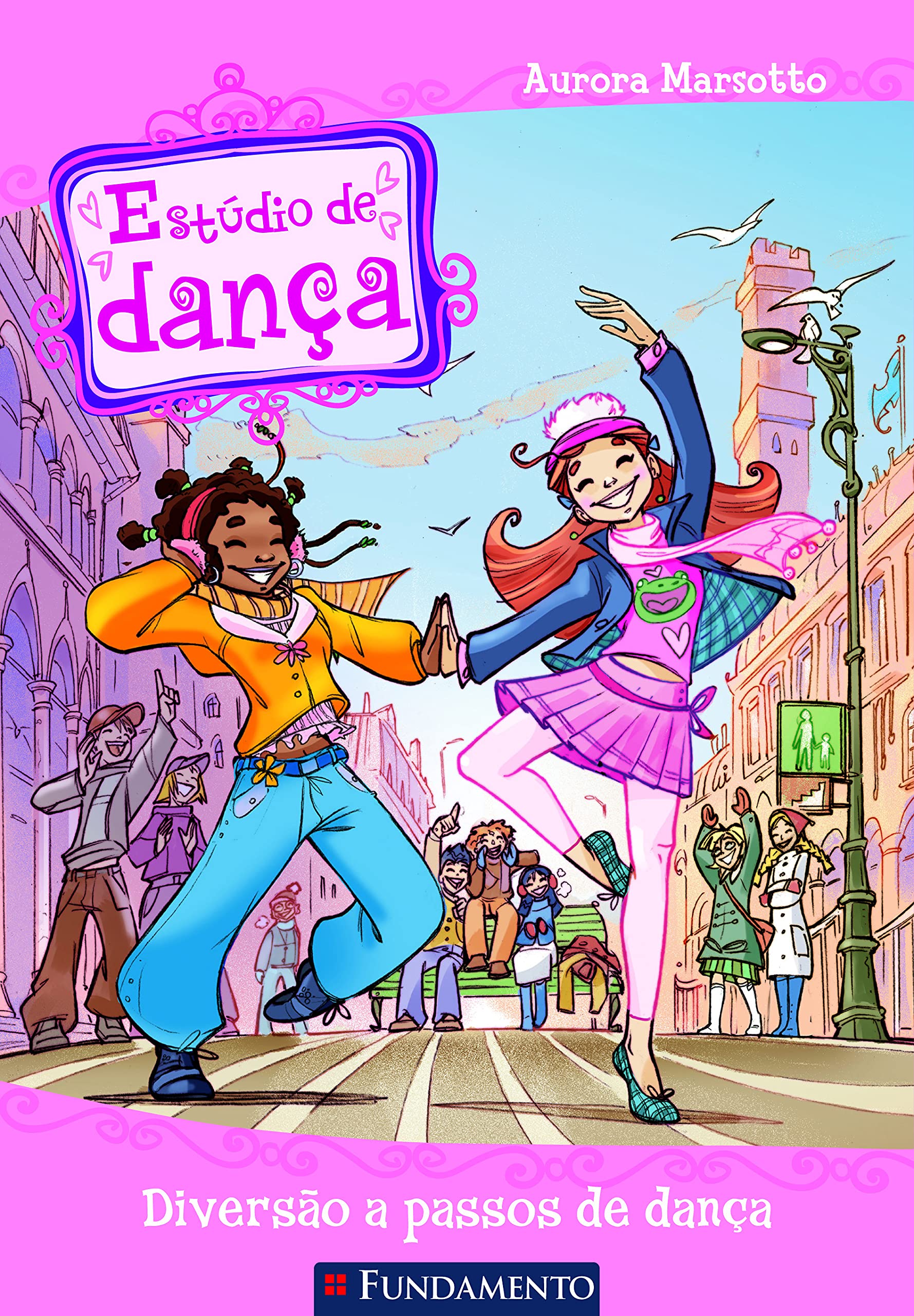 Estúdio de Dança. Diversão a Passos de Dança (Em Portuguese do Brasil) Books