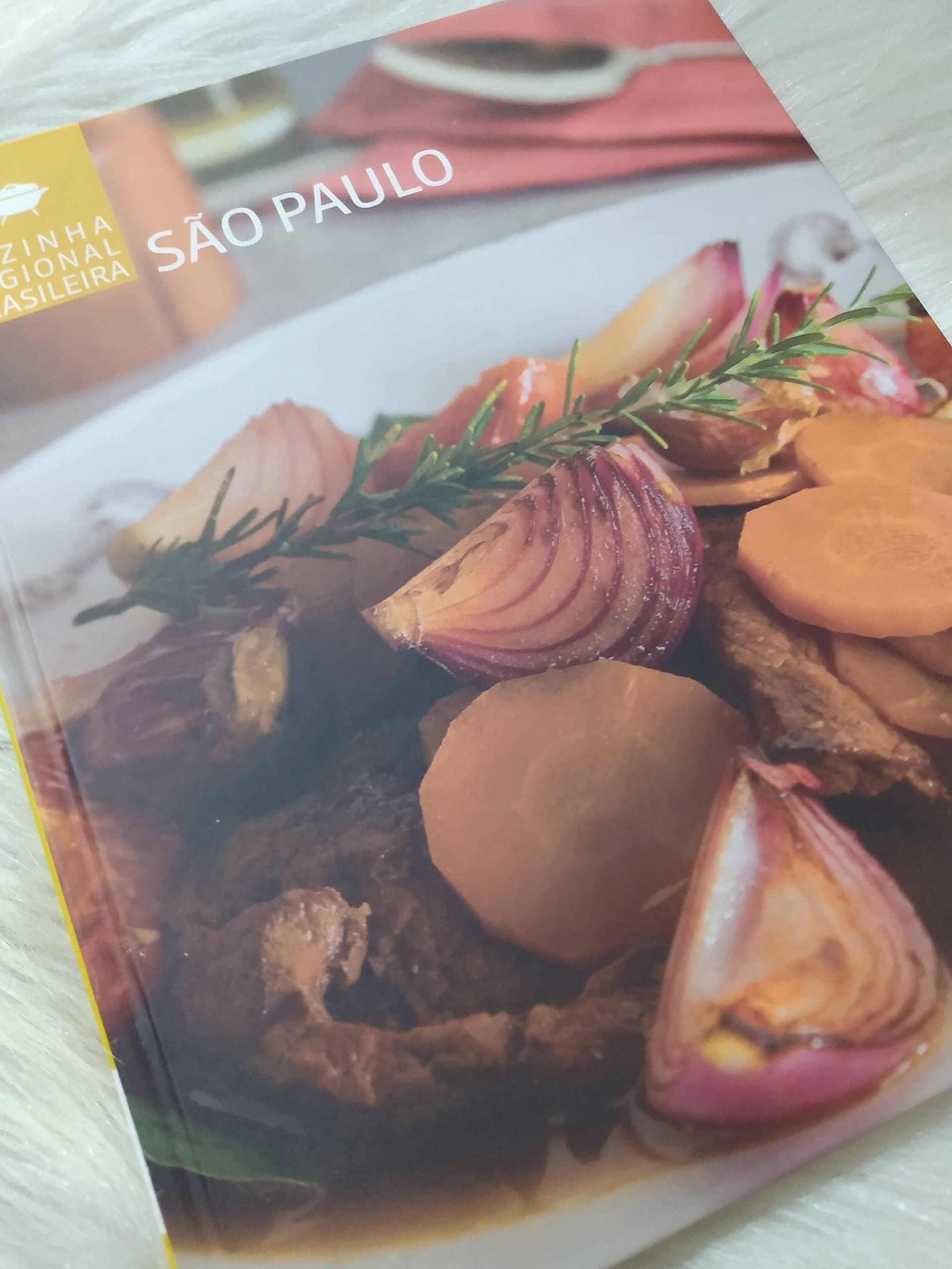 livro cozinha regional brasileira editora abril cole Ed. 2009 Books