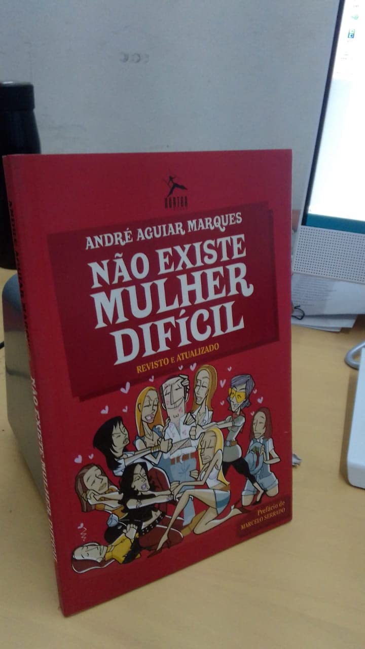 Não Existe Mulher Difícil (Em Portuguese do Brasil) book