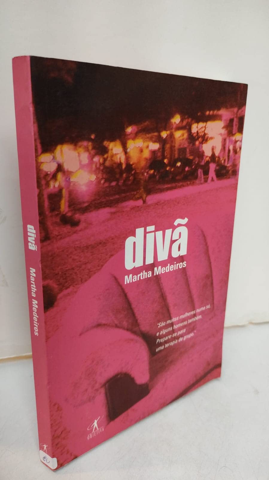 Divã (Em Portuguese do Brasil) Books
