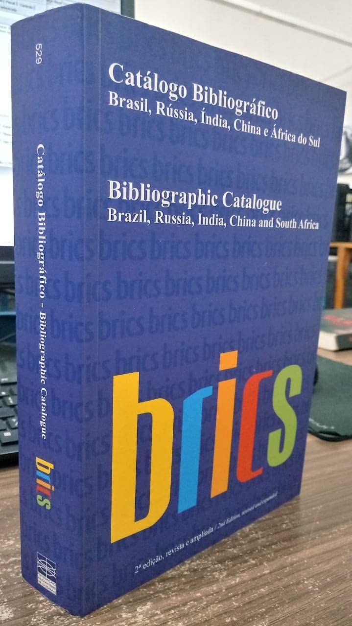 livro catalogo biliografico brasil rusia india china e africa do sul carneiro izabel patri Books