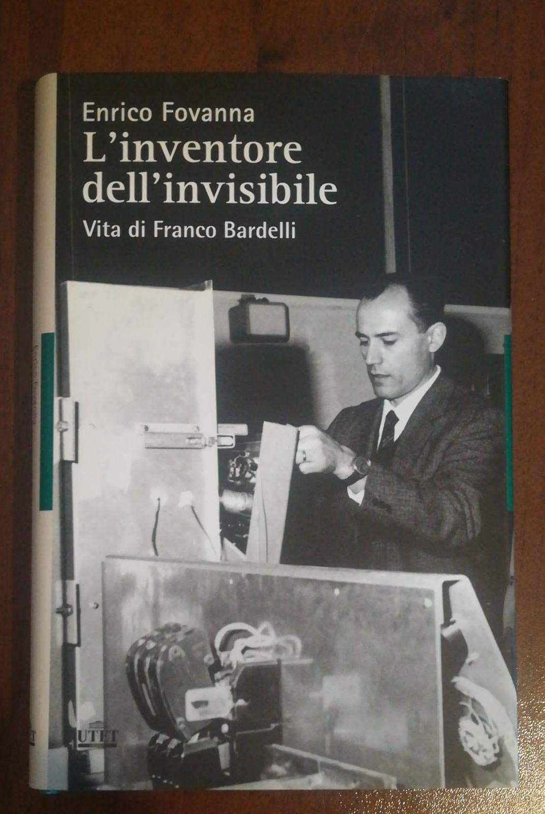 Inventore dell'invisibile Contemporary literature