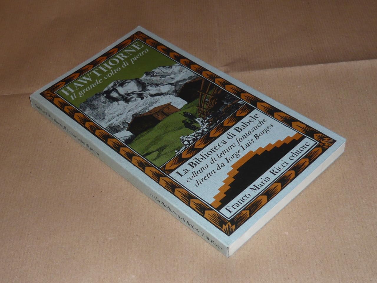Il grande volto di pietra book