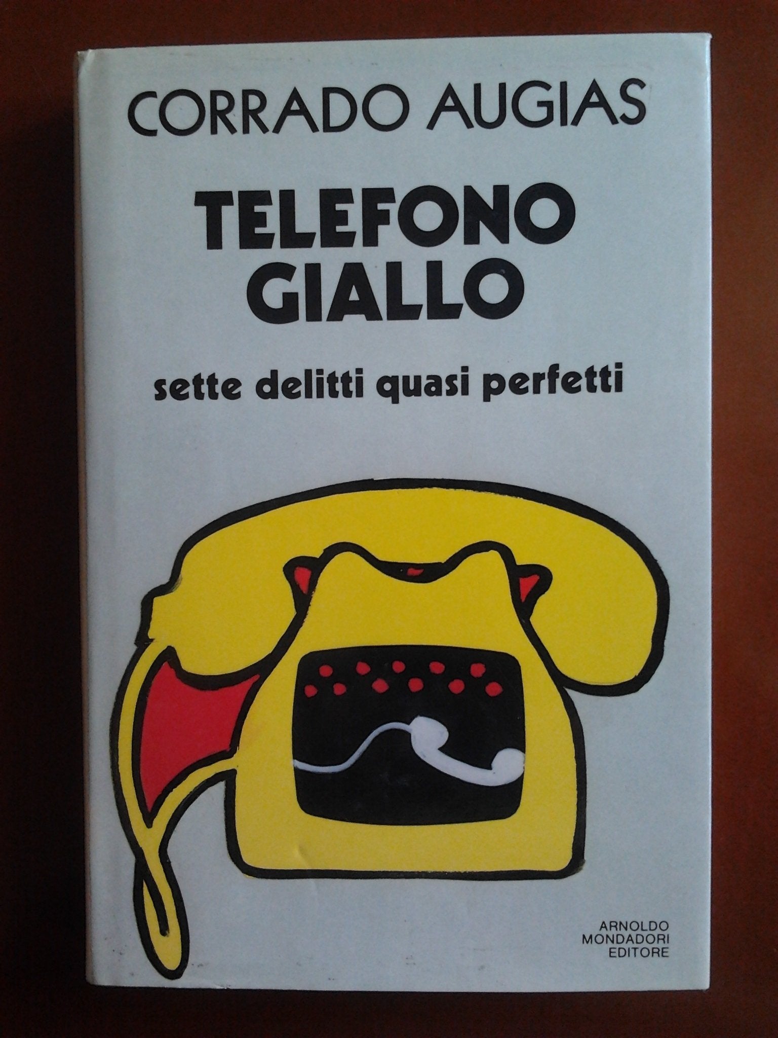 Telefono giallo. Sette delitti quasi perfetti book