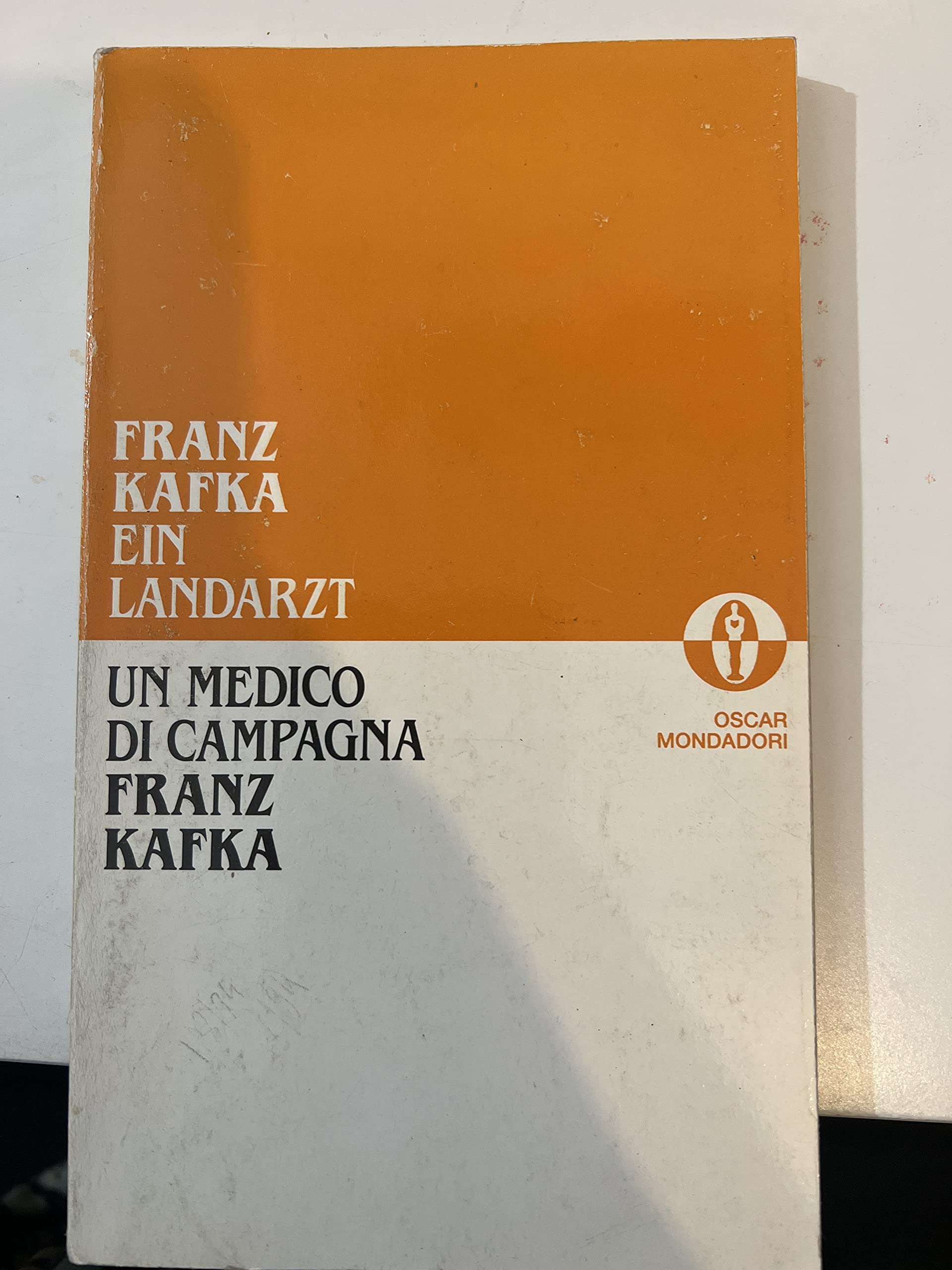Un medico di campagna-Ein landarzt (Oscar paralleli) Essays & Short Stories