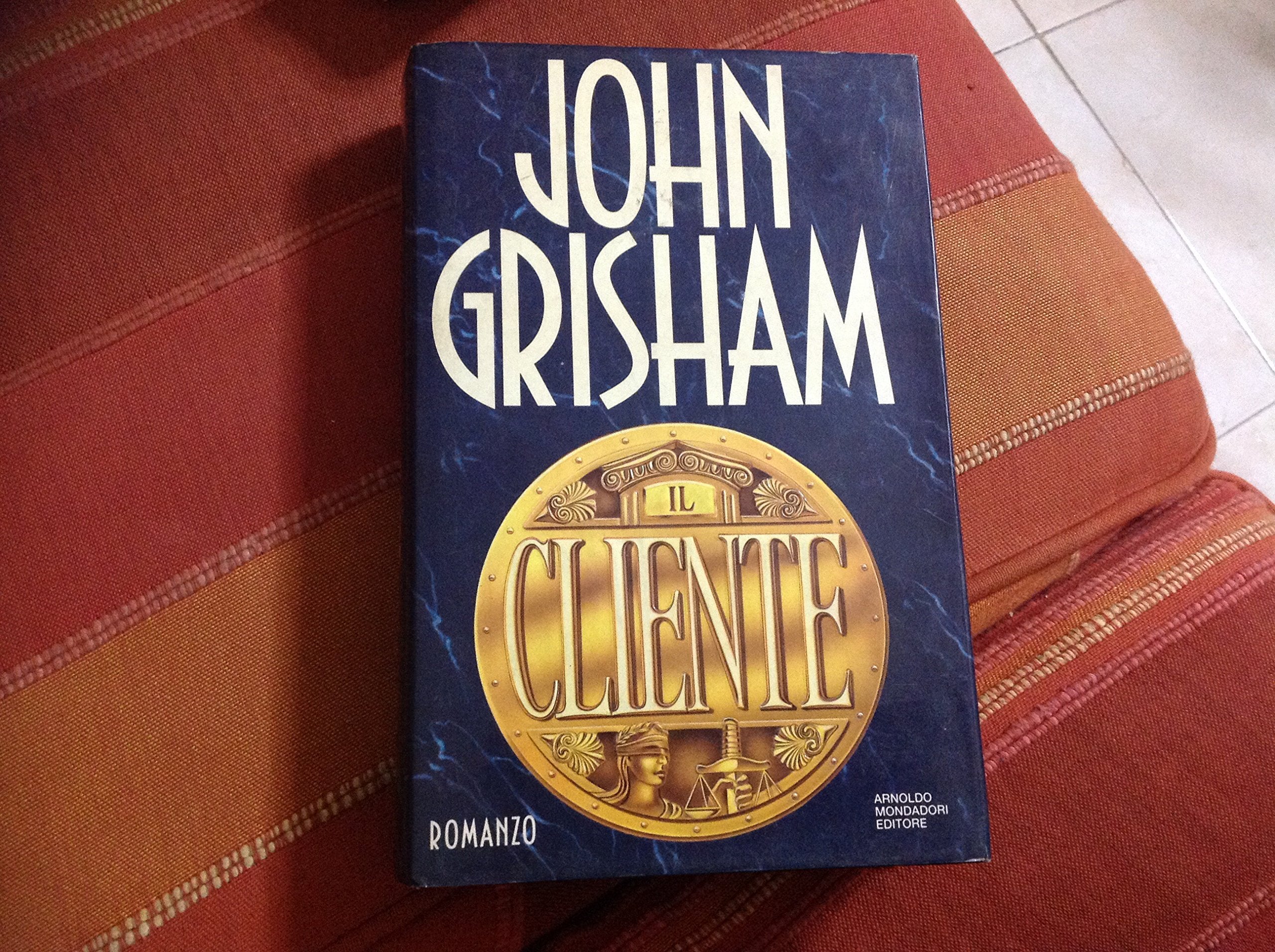 Il Cliente (Omnibus stranieri) Contemporary literature Books