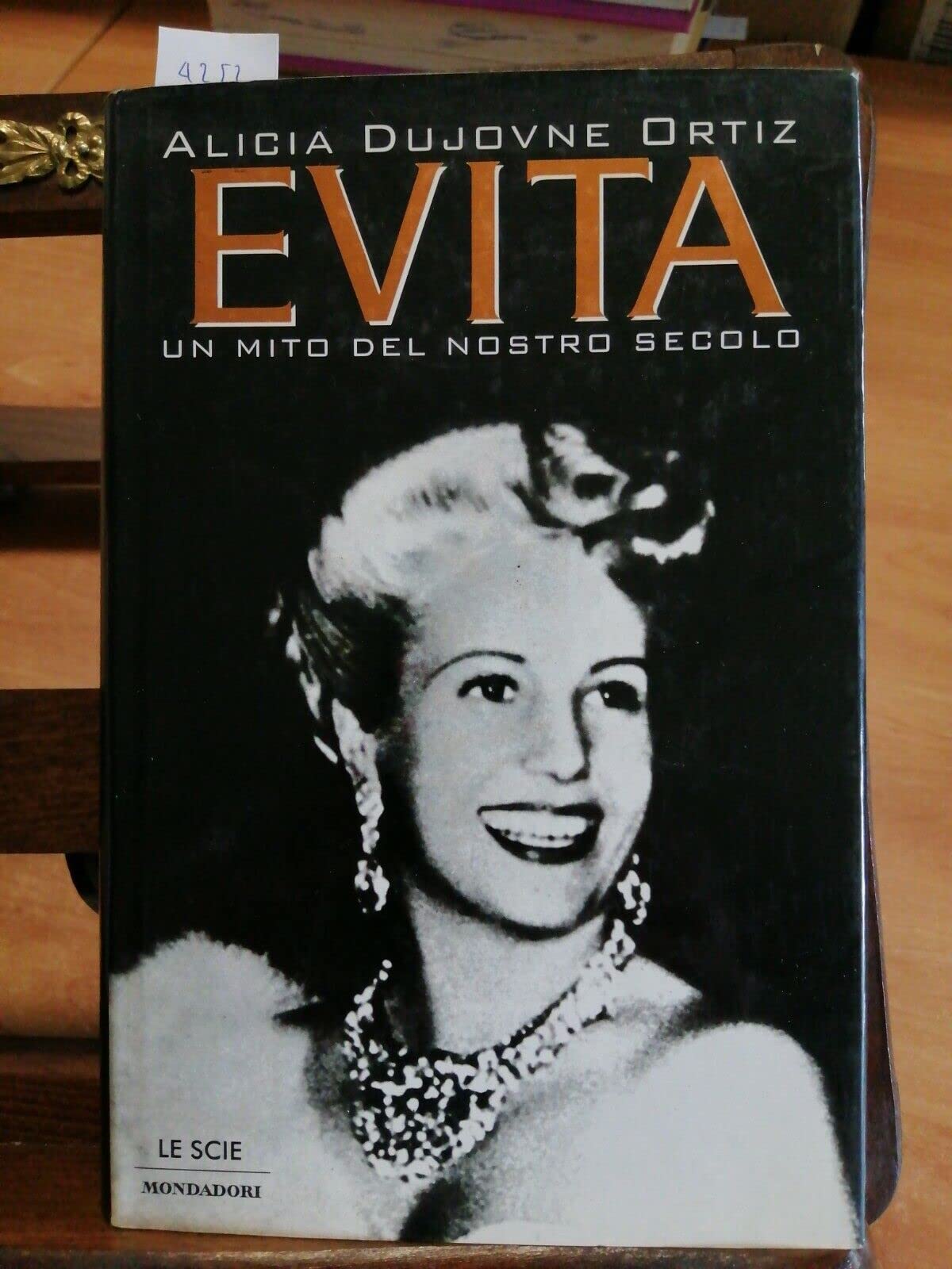 Evita (Le scie) Memories