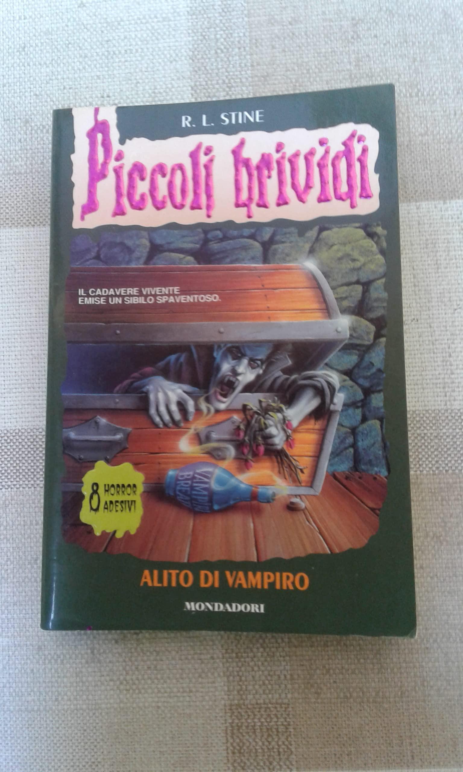 Alito di vampiro (Piccoli brividi, Band 49) Novels & Short Stories