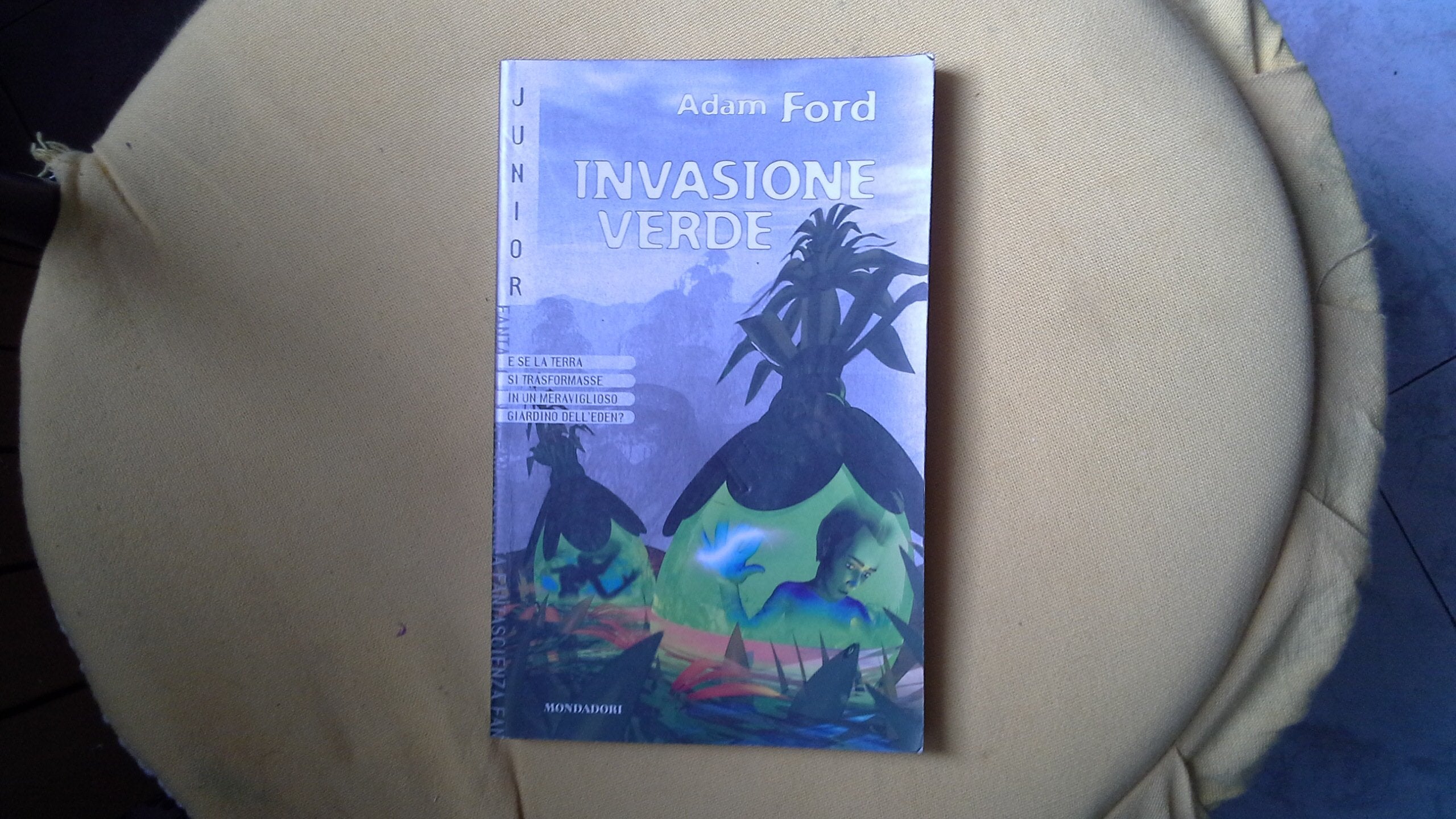 Invasione verde (Junior fantascienza, Band 24) Books