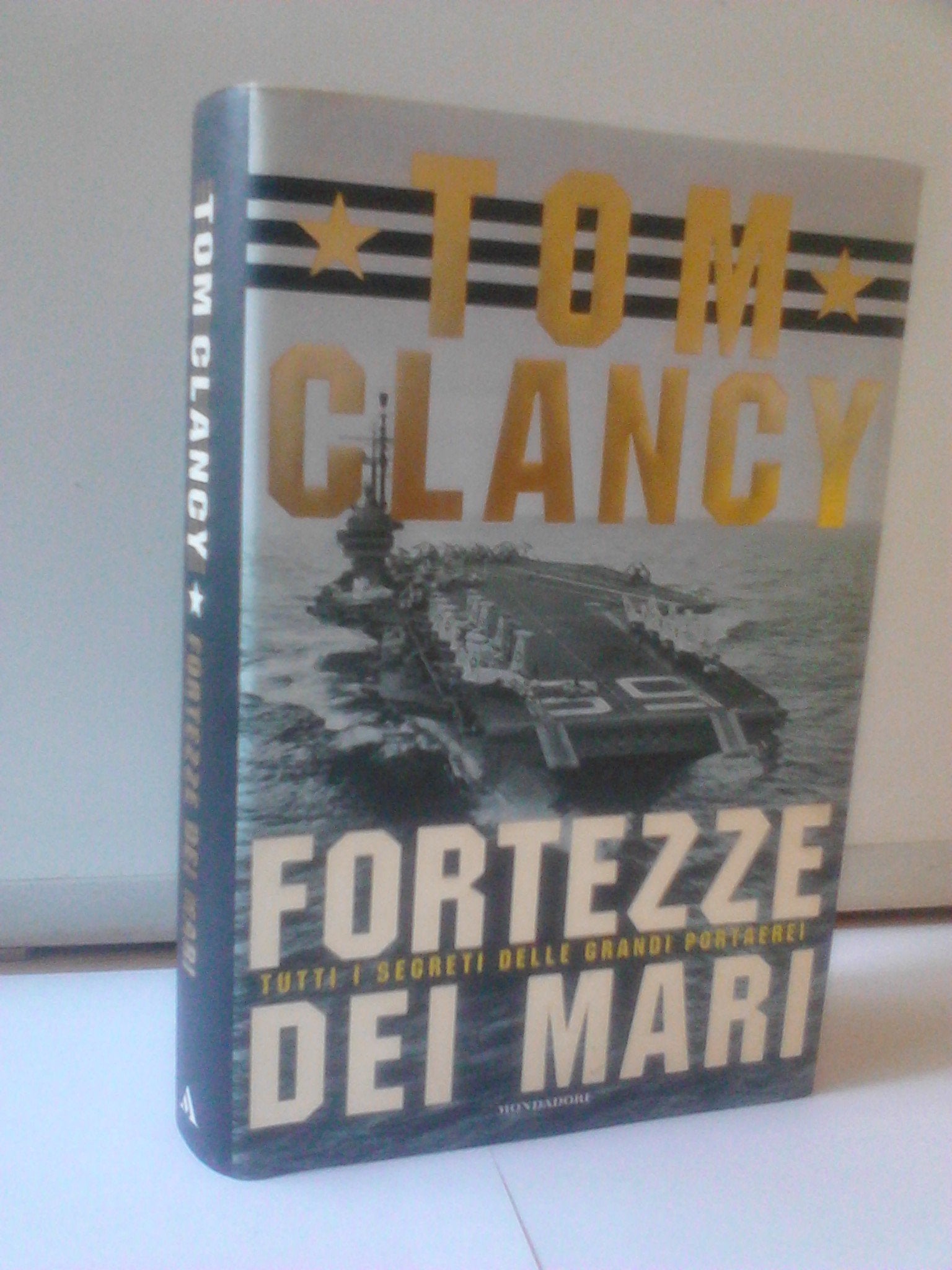 Fortezze dei mari. Tutti i segreti delle grandi portaerei (Varia) Social Sciences