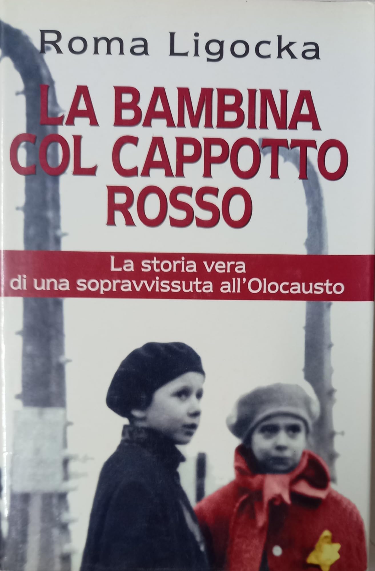 La bambina col cappotto rosso book