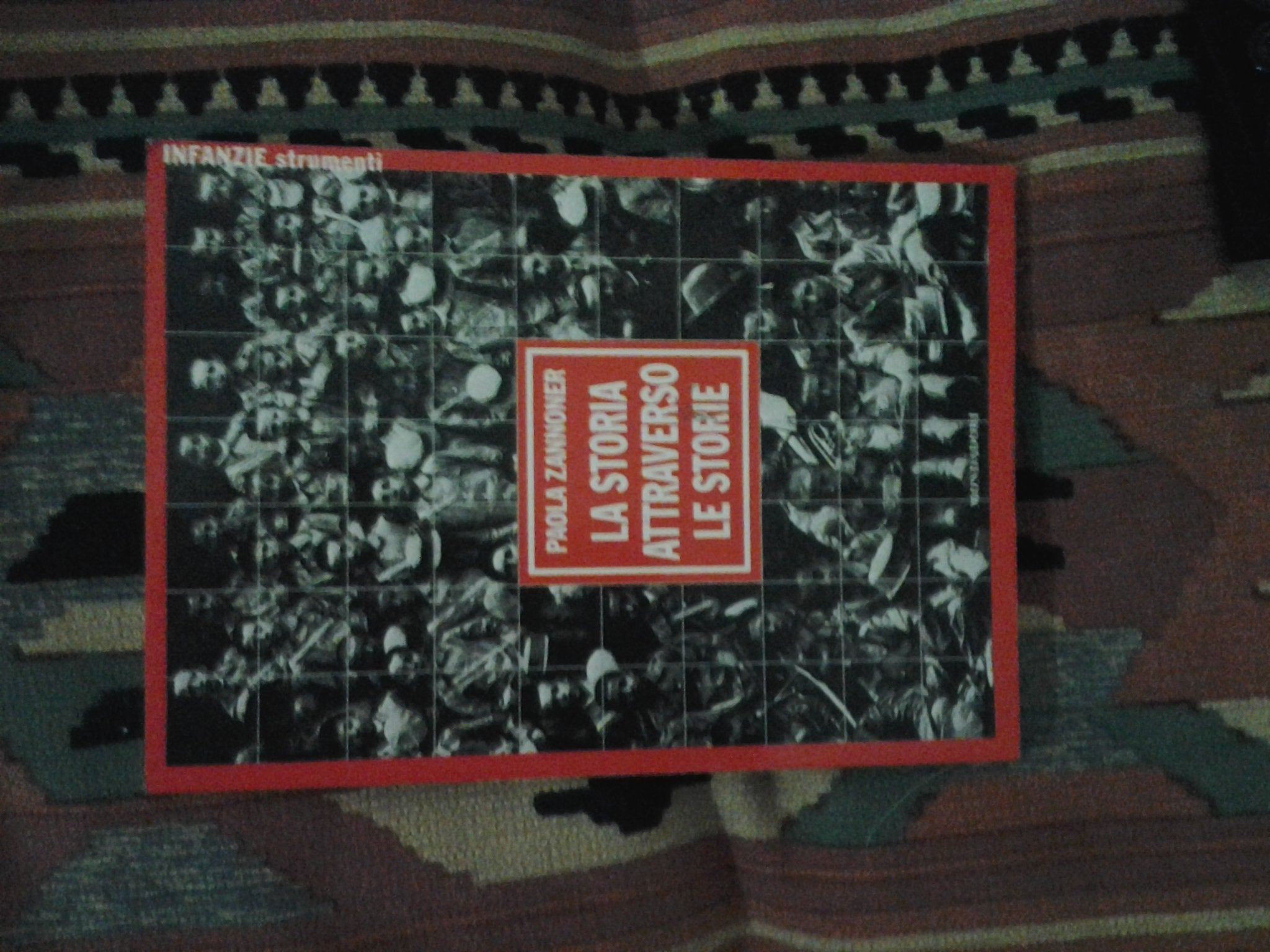 La storia attraverso le storie book