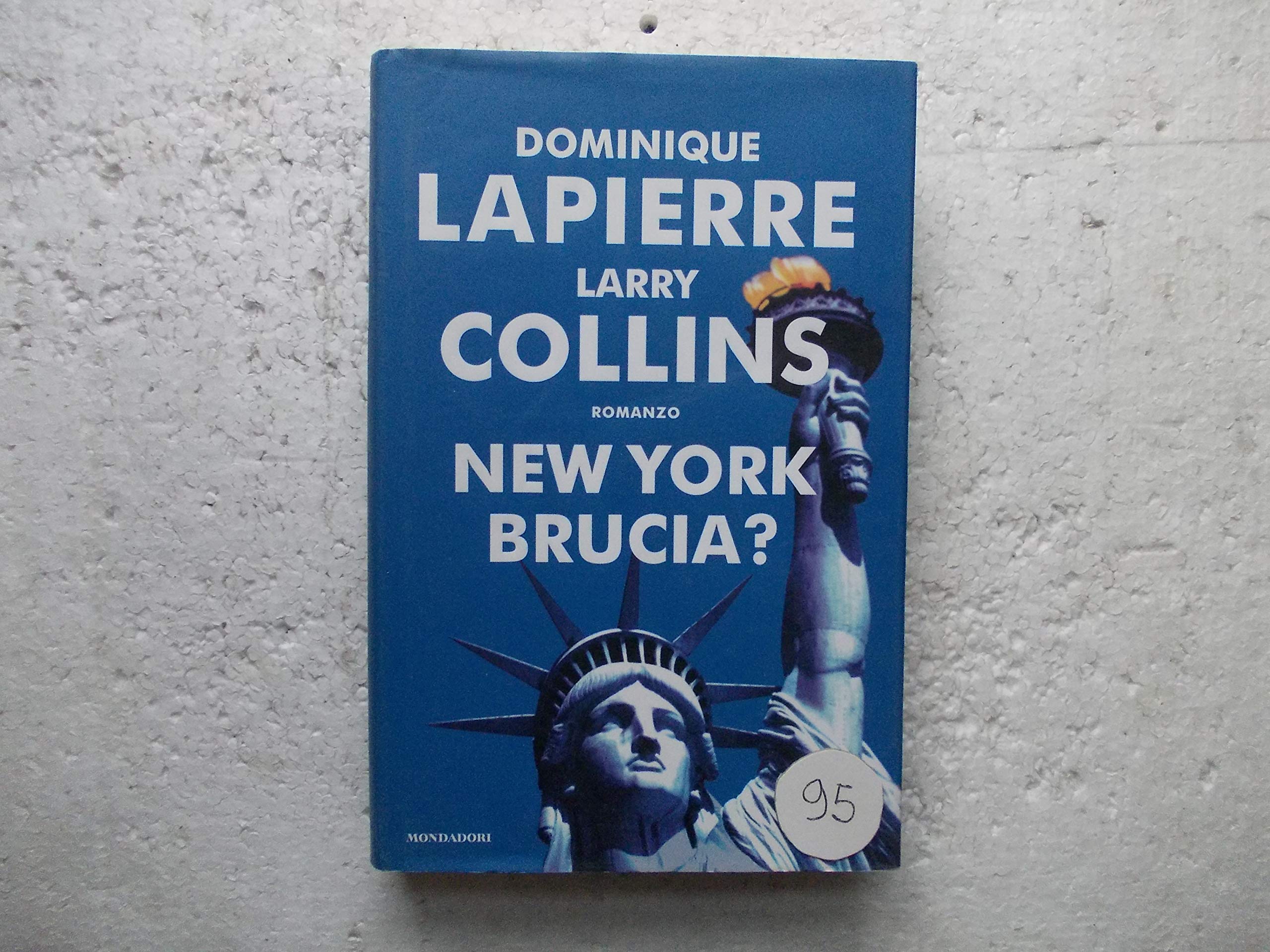 New York brucia? (Omnibus) Contemporary literature
