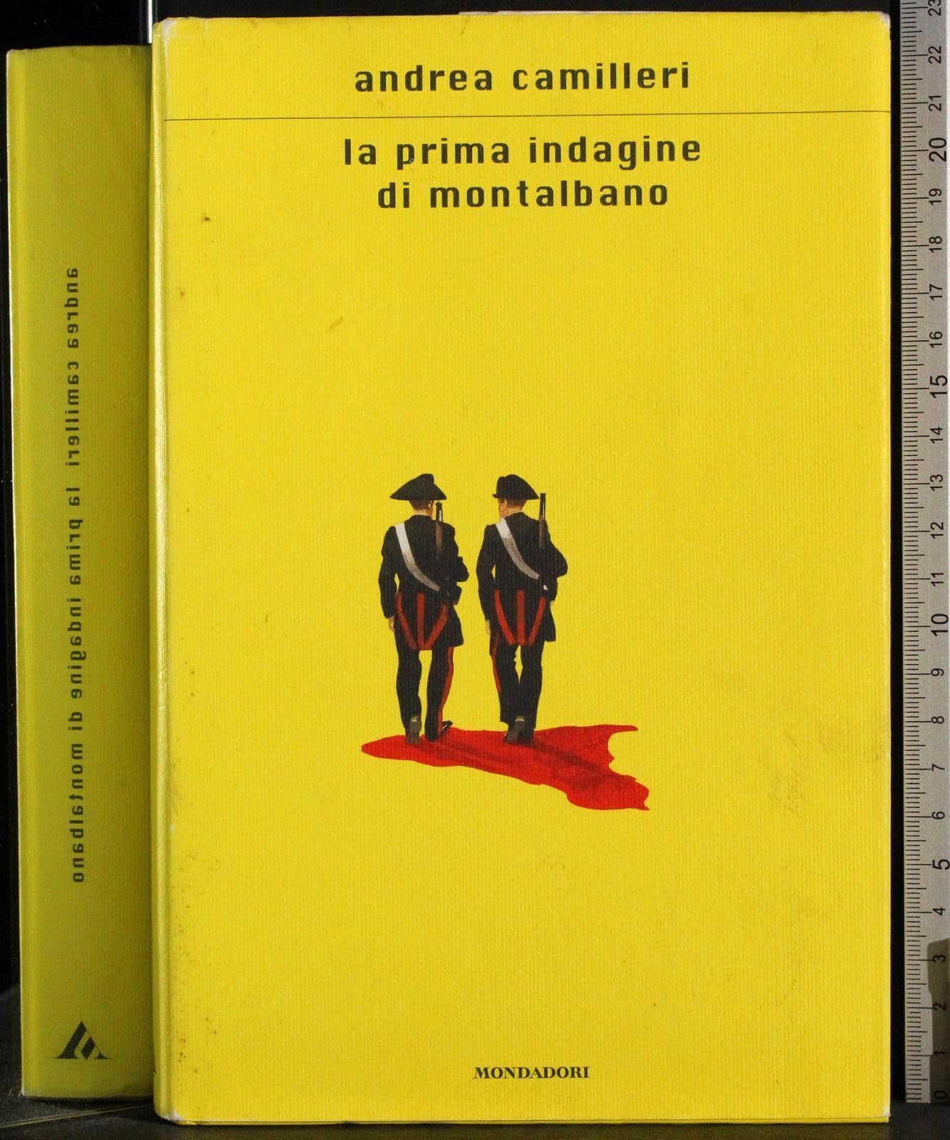 La prima indagine di Montalbano (Scrittori italiani e stranieri) Essays & Short Stories