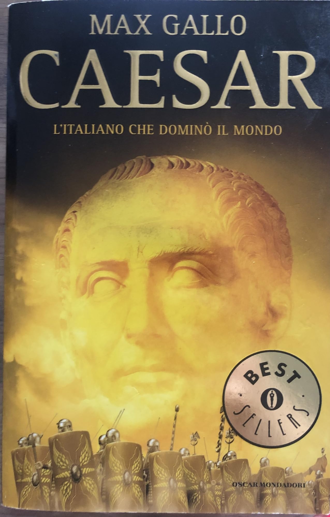 Caesar. L'italiano che dominò il mondo (Oscar bestsellers, Band 1502) Memories