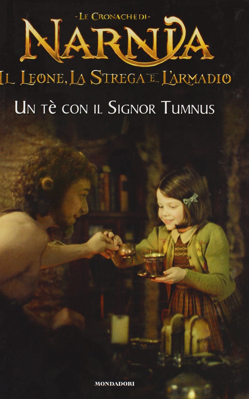 Un tè con il signor Tumnus. Il leone, la strega e l'armadio. Le cronache di Narnia. Ediz. illustrata book
