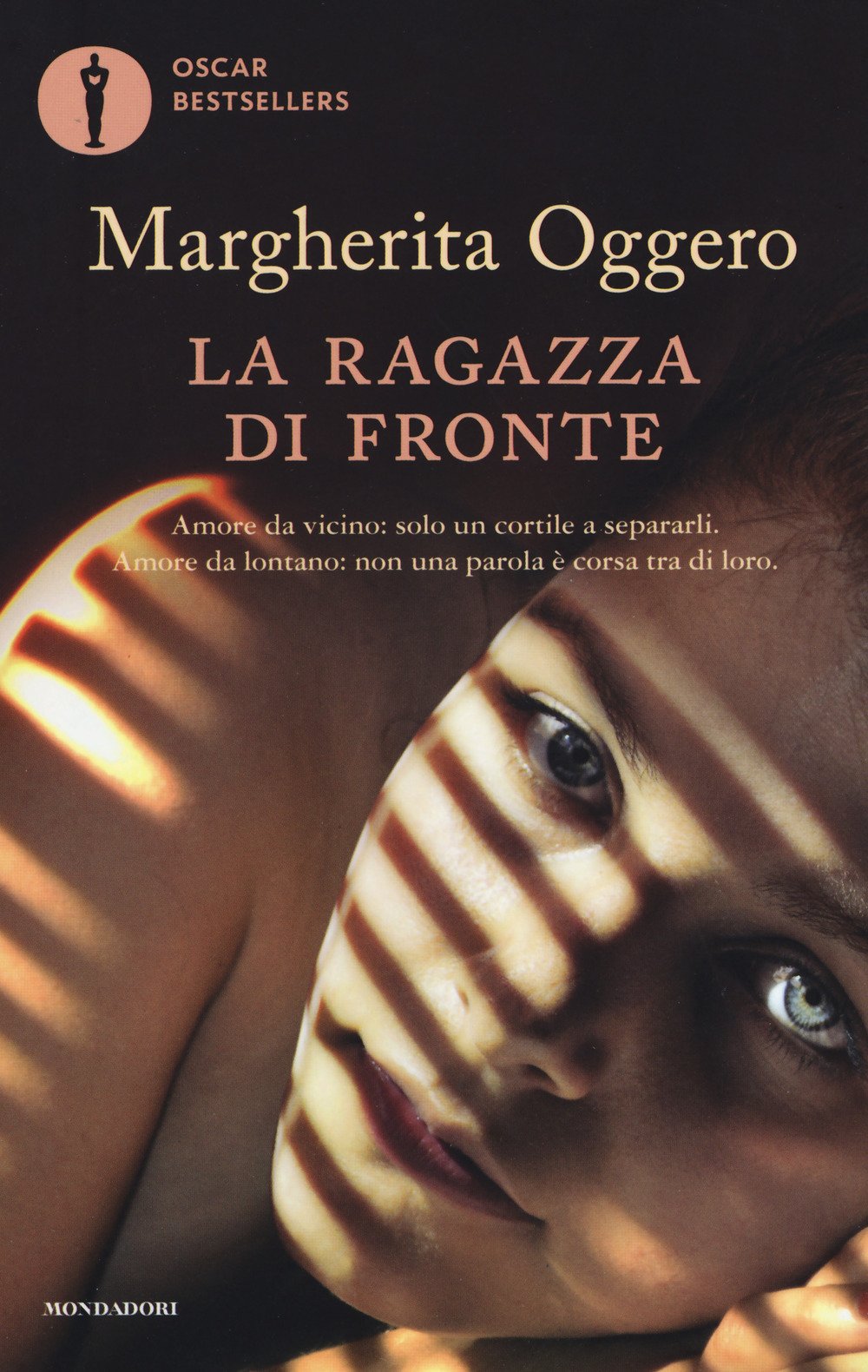 La ragazza di fronte book