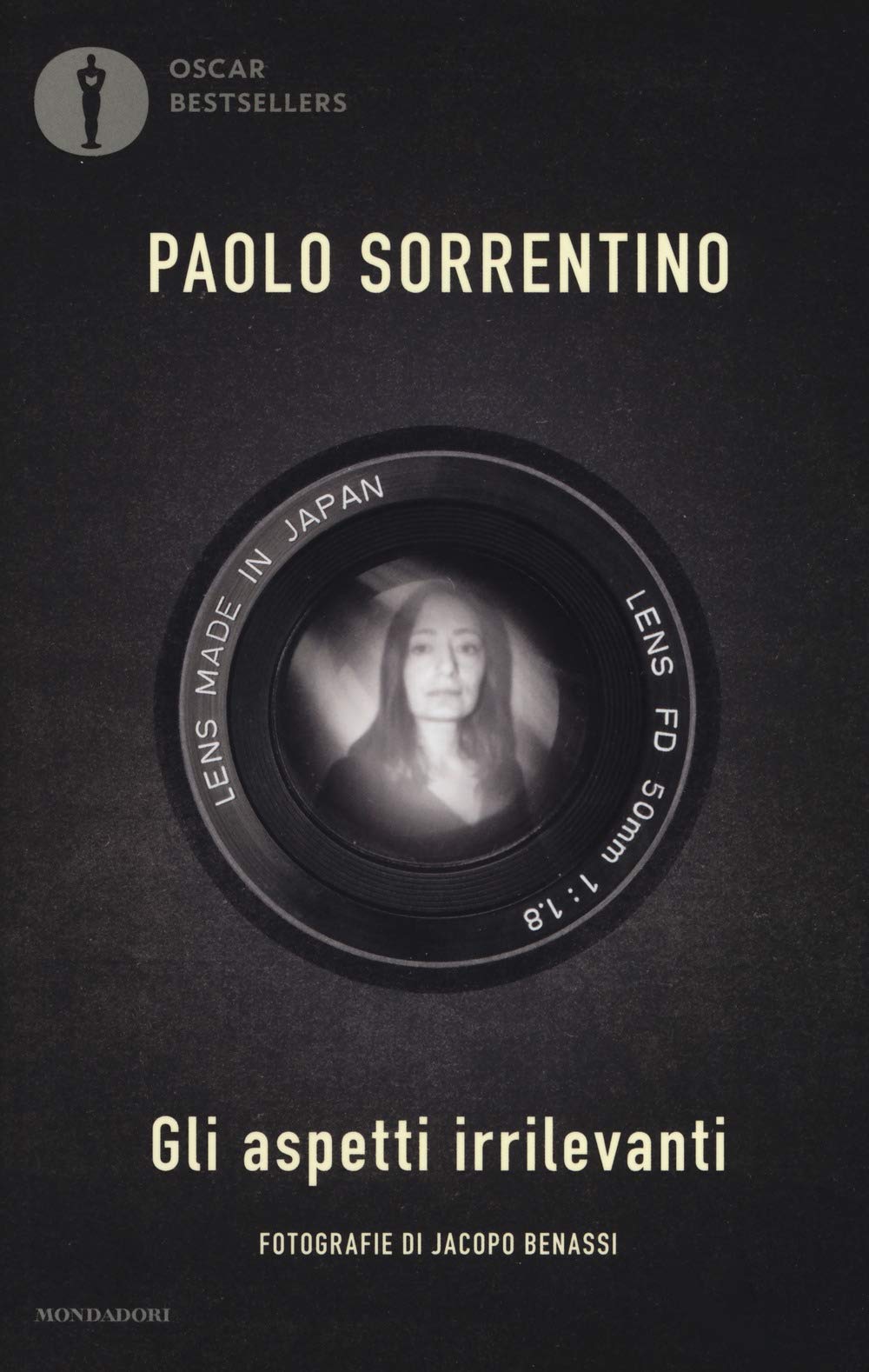 Gli aspetti irrilevanti (Oscar bestsellers) Contemporary literature