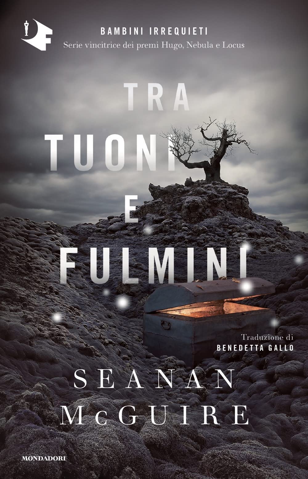 Tra tuoni e fulmini (Oscar fantastica paperback) Dark Fantasy Books