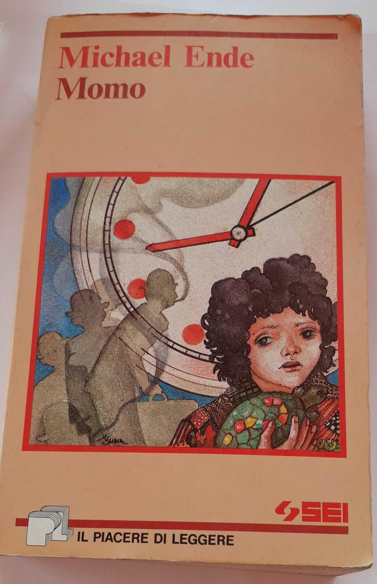 Momo. Ediz. scolastica (Il piacere di leggere) Professional & Reference Books