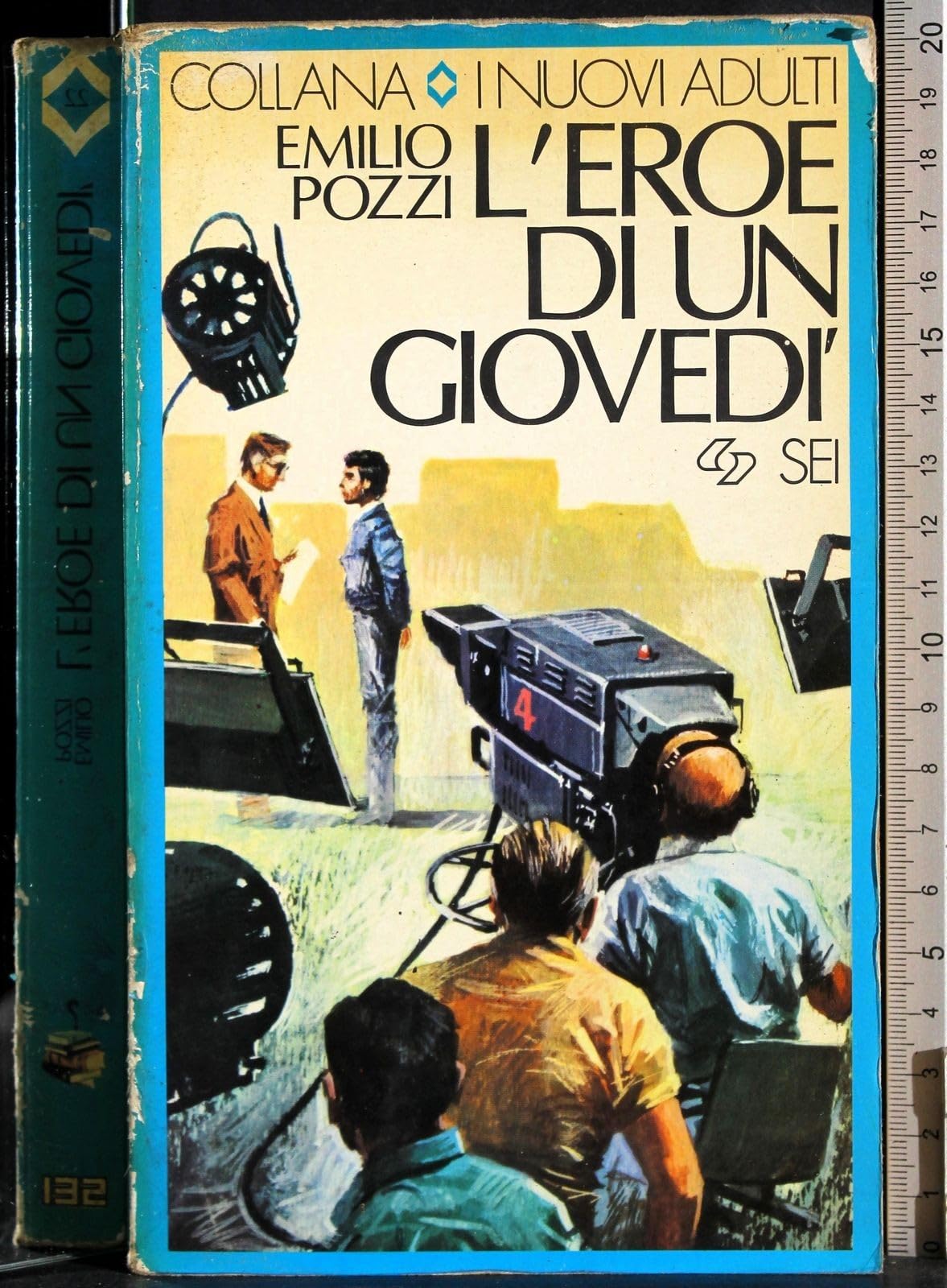 L'eroe di un giovedì (Nuovi adulti) Professional & Reference Books