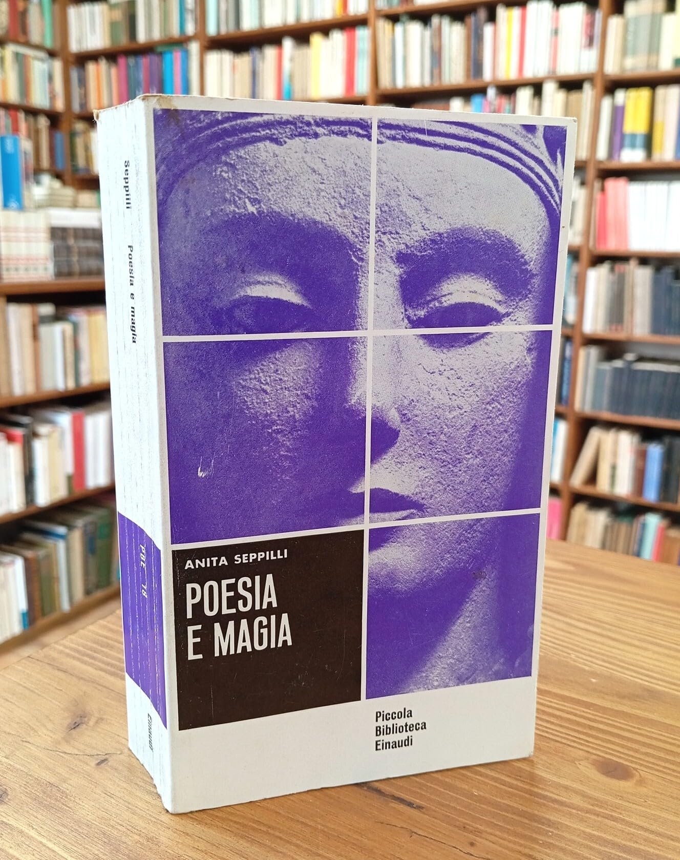 Poesia e magia (Piccola biblioteca Einaudi, Band 18) Contemporary literature