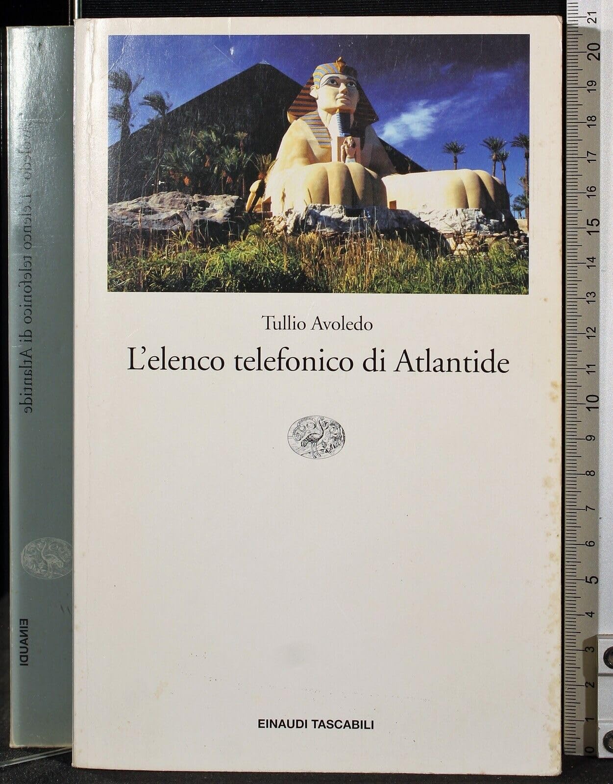 L'Elenco Telefonico DI Atlantide book
