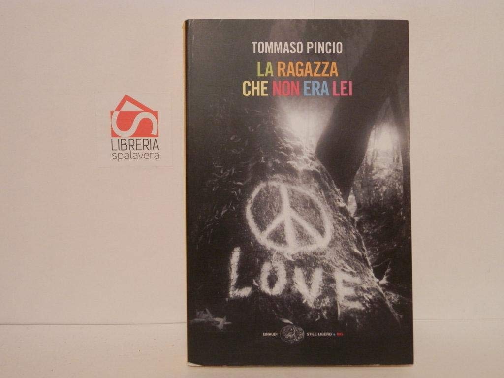 La Ragazza Che Non Era Lei book