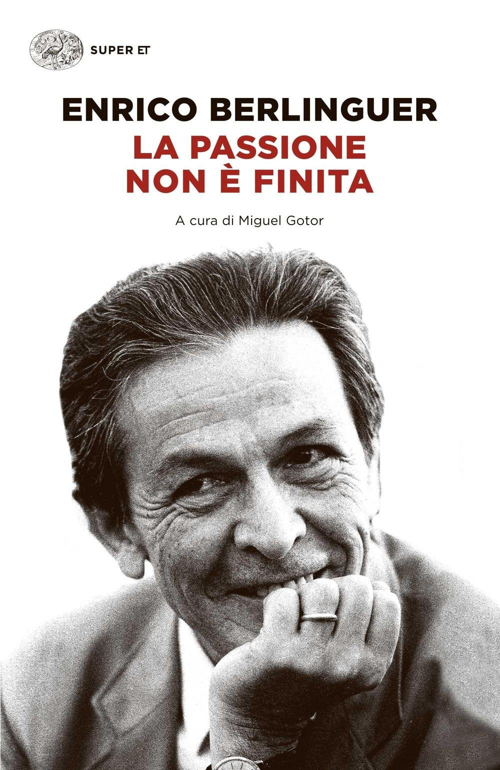 La passione non è finita (Super ET) Politics & Society