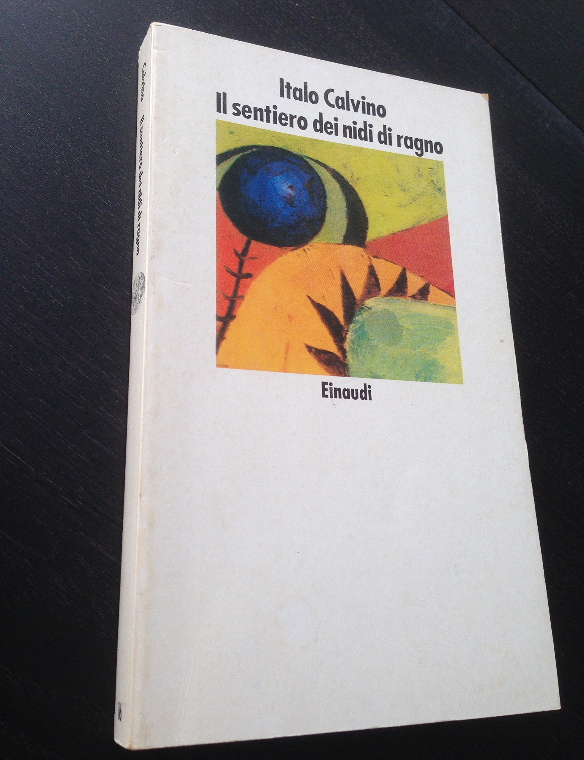 Il sentiero dei nidi di ragno. book