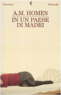 In un paese di madri book