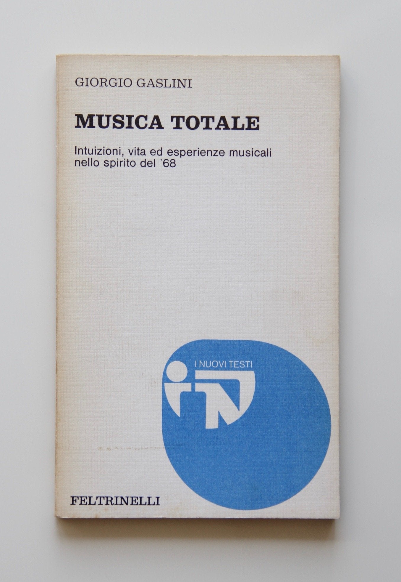 Musica Totale book