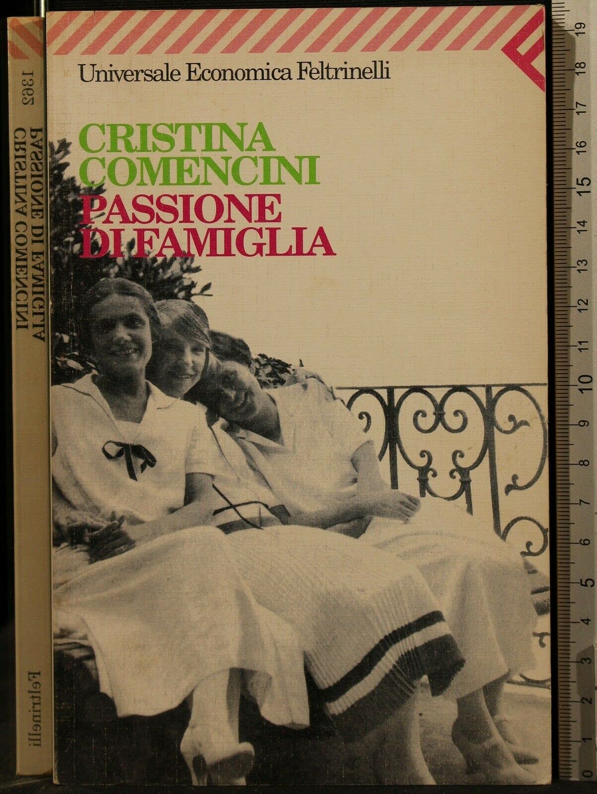 Passione di famiglia (Universale economica, Band 1362) Contemporary literature