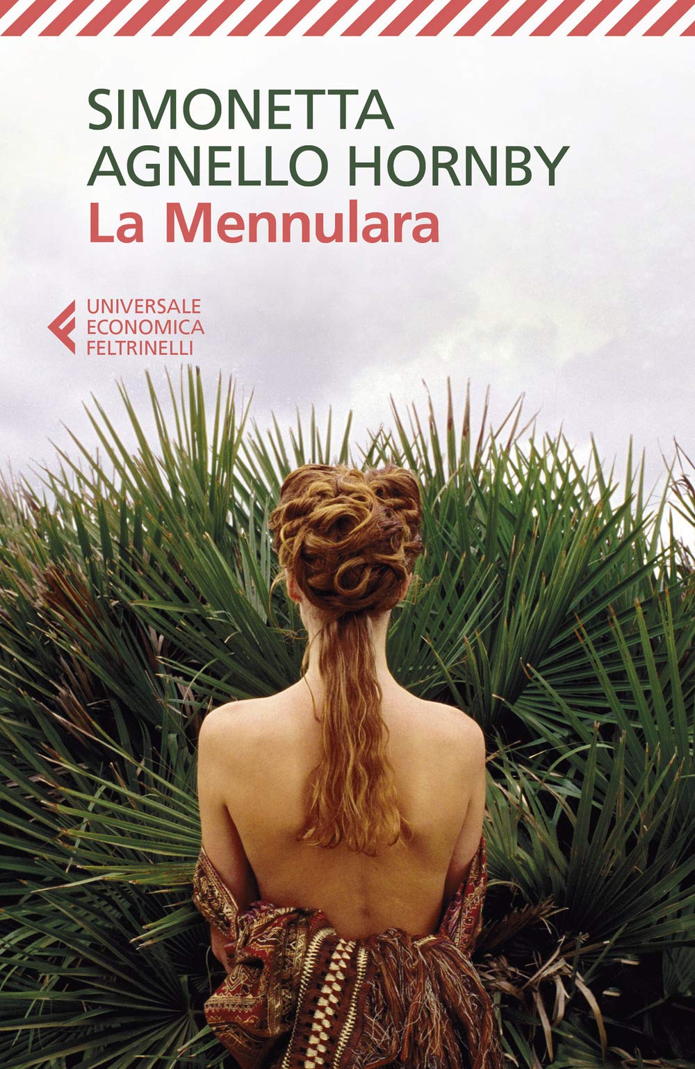 La Mennulara Contemporary literature Books