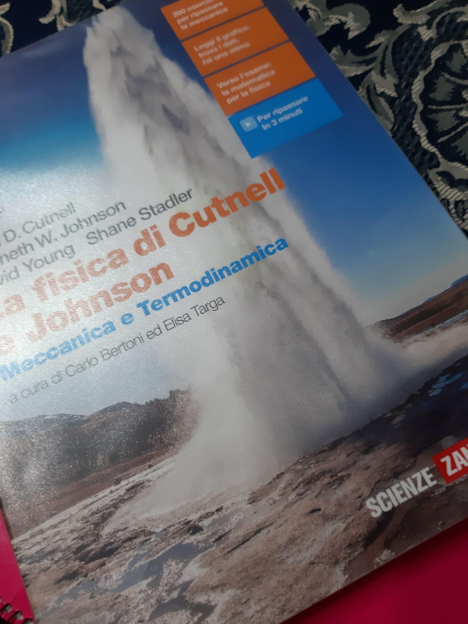 La fisica di Cutnell e Johnson. Per le Scuole superiori. Con e-book. Con espansione online. Meccanica e termodinamica (Vol. 1) Natural Sciences