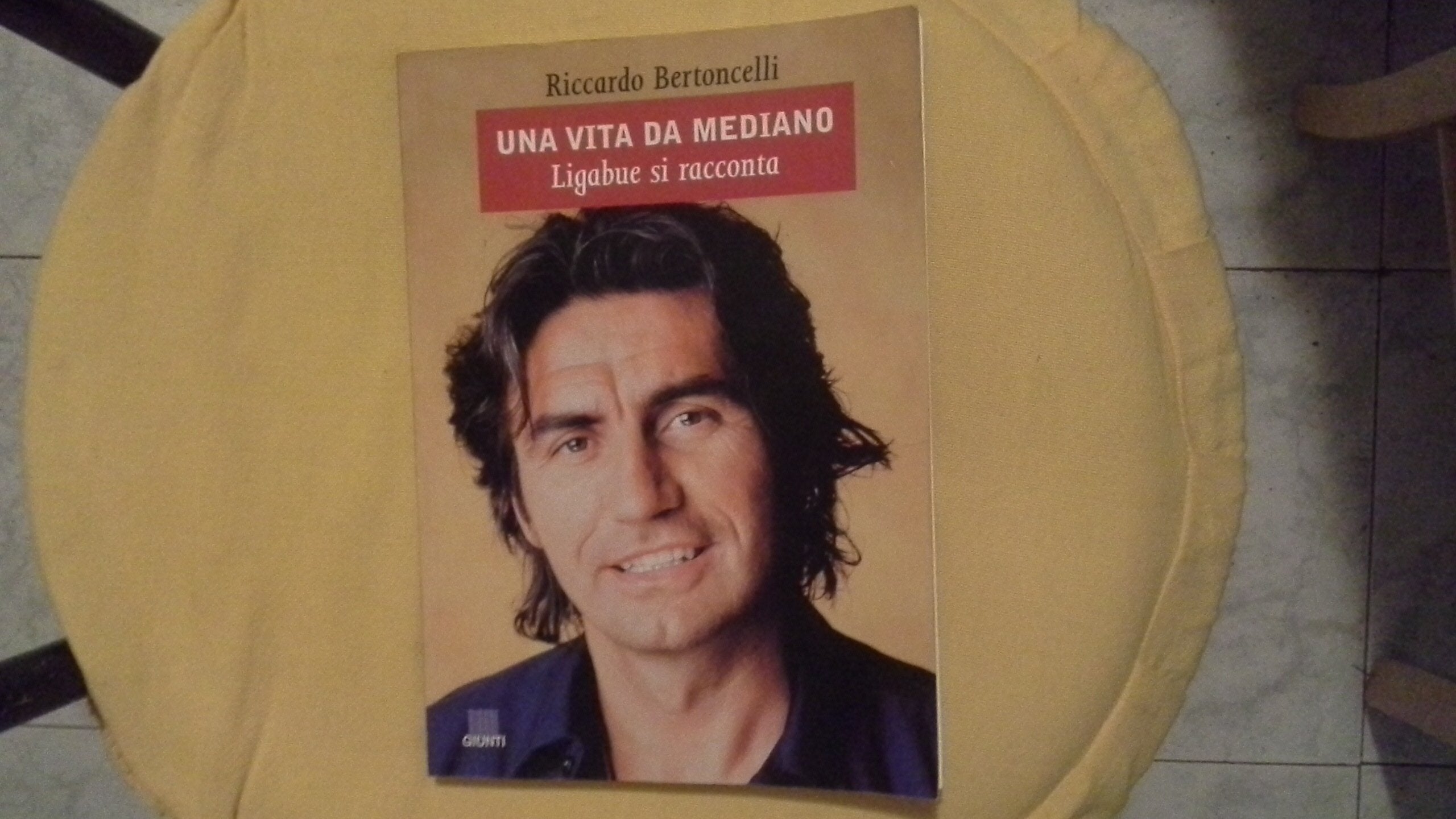 Una vita da mediano. Ligabue si racconta book