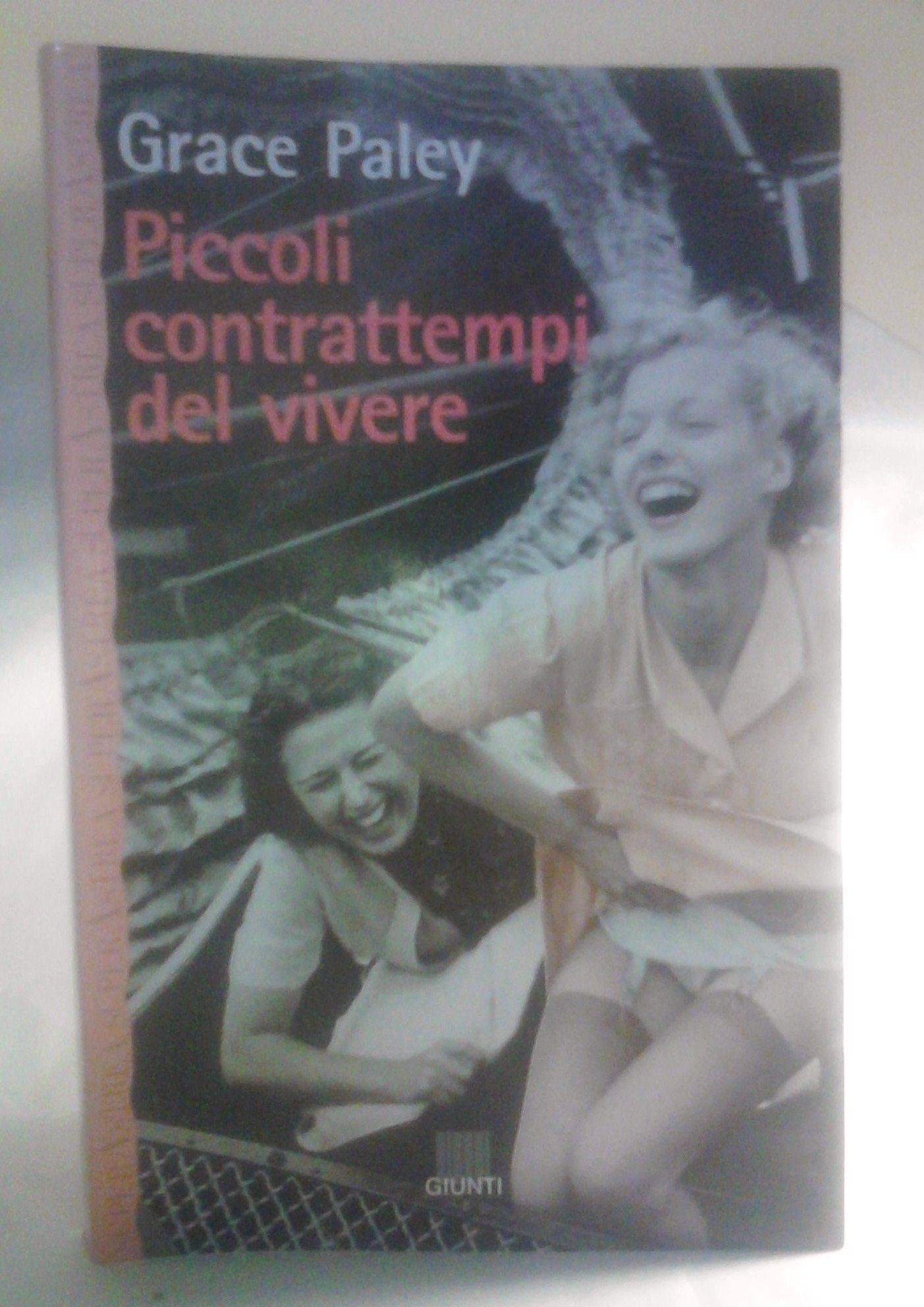 Piccoli contrattempi del vivere (Superastrea) Essays & Short Stories