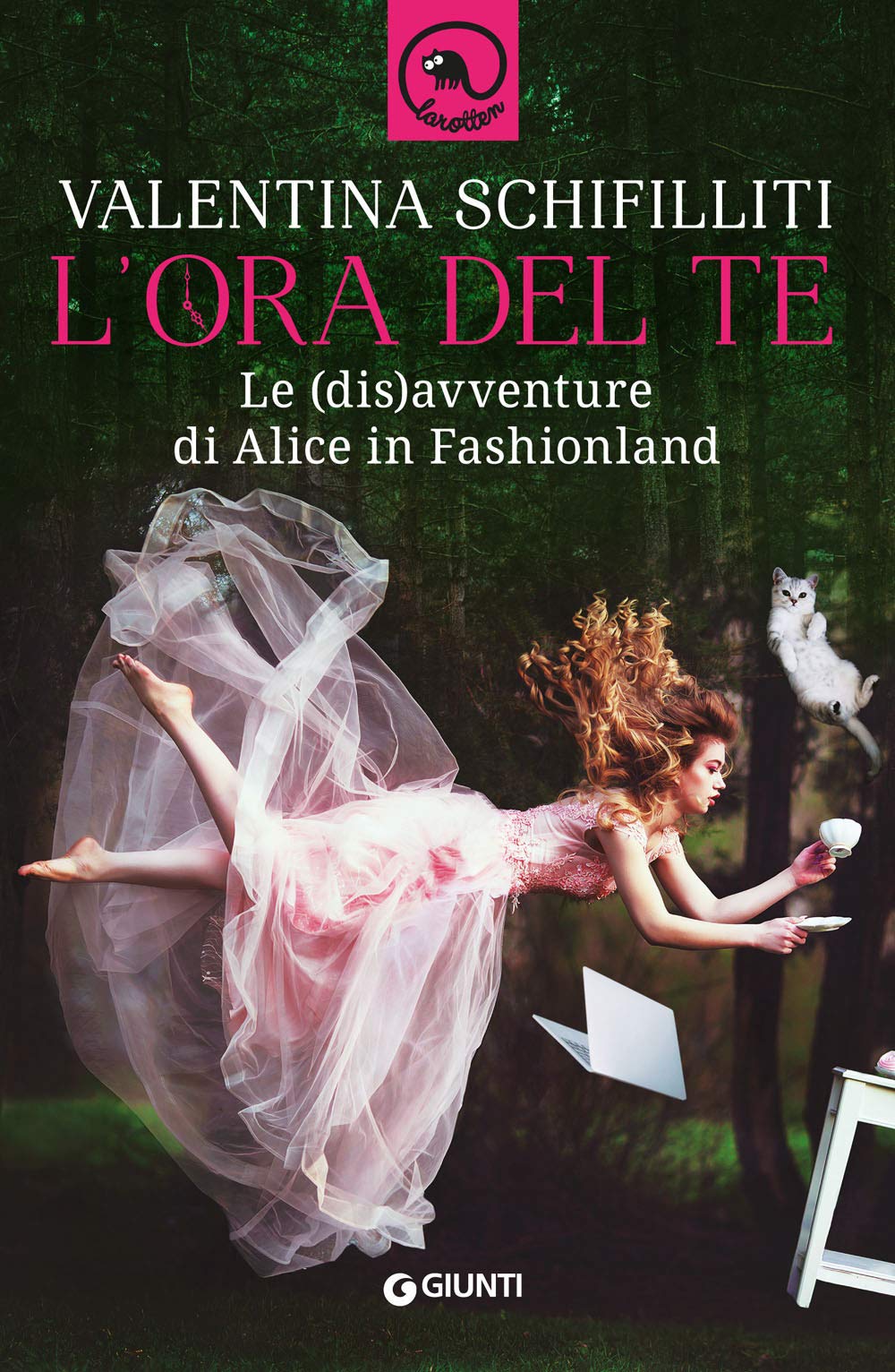 L' ora del te. Le (dis)avventure di Alice in Fashionland International