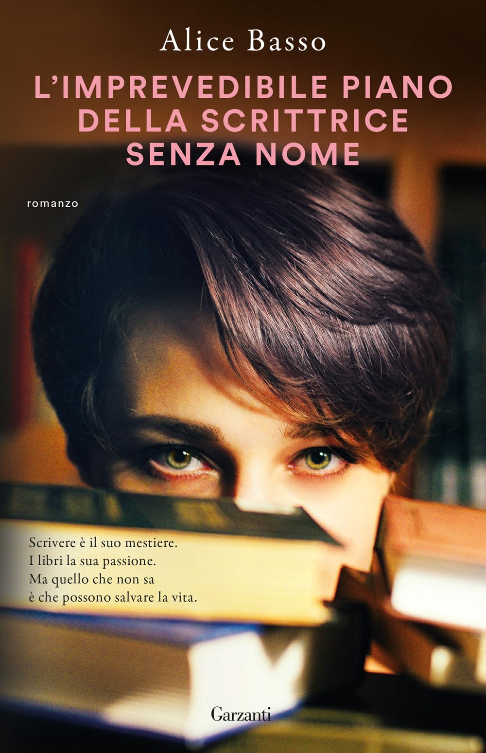 L' imprevedibile piano della scrittrice senza nome Contemporary literature