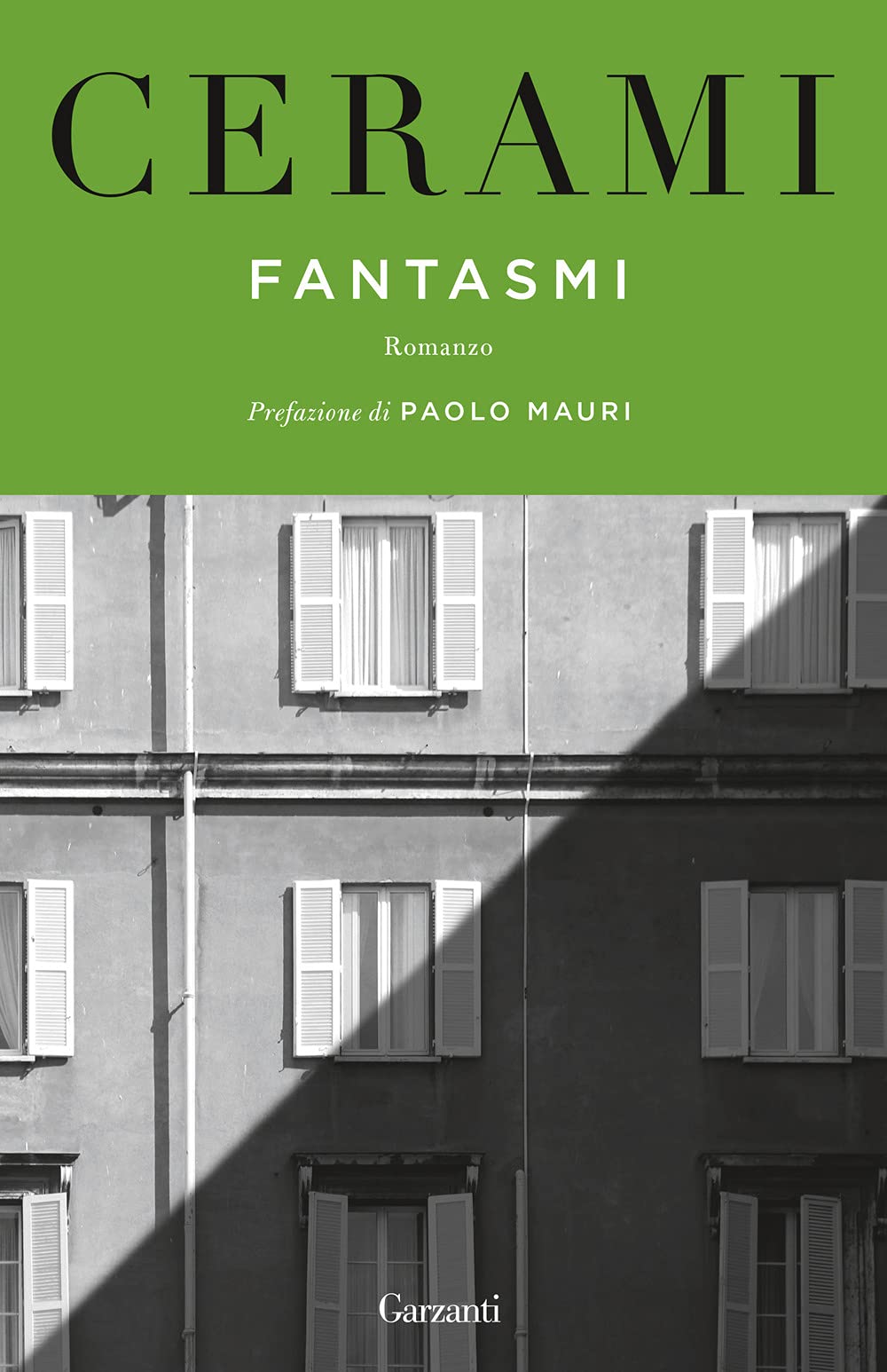 Fantasmi (Elefanti bestseller) Contemporary literature