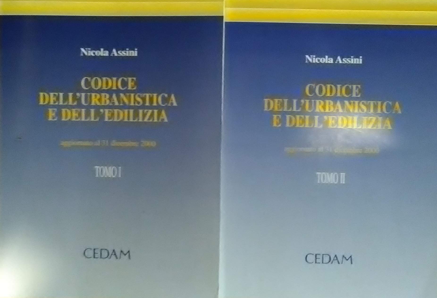 Codice dell'urbanistica e dell'edilizia. Aggiornato al 31 dicembre 2000 Law