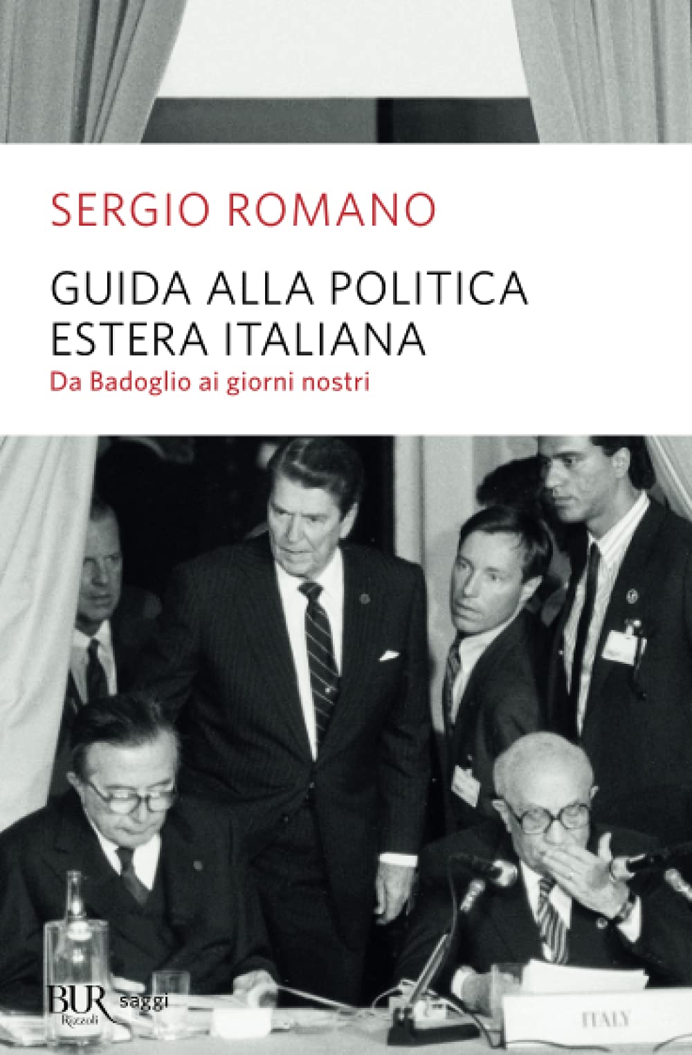 Guida alla politica estera italiana book