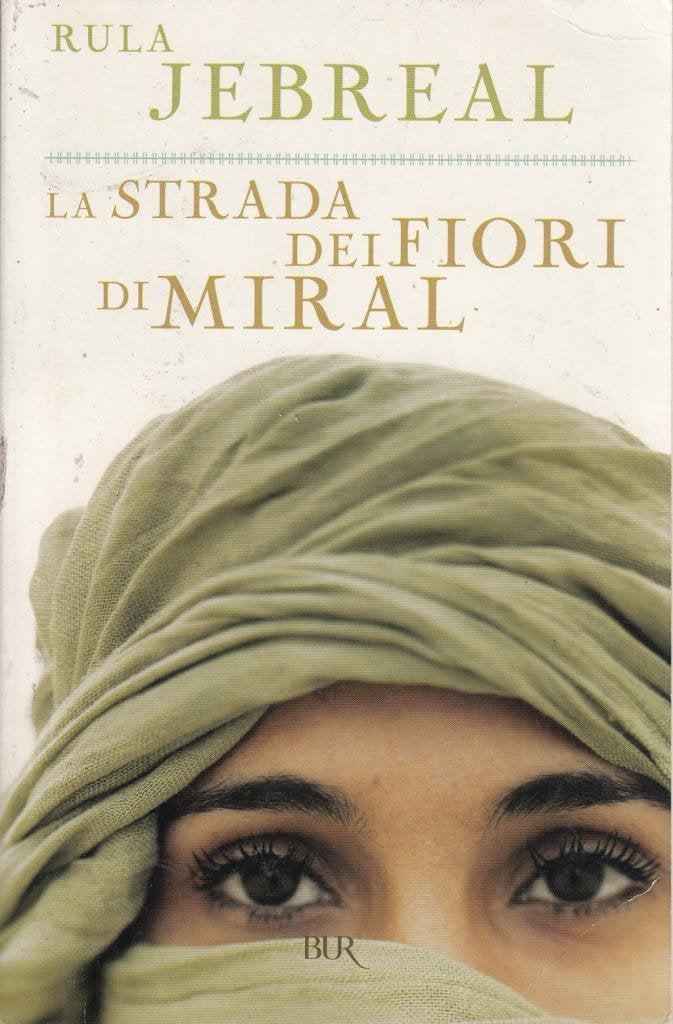 La strada dei fiori di Miral Contemporary literature