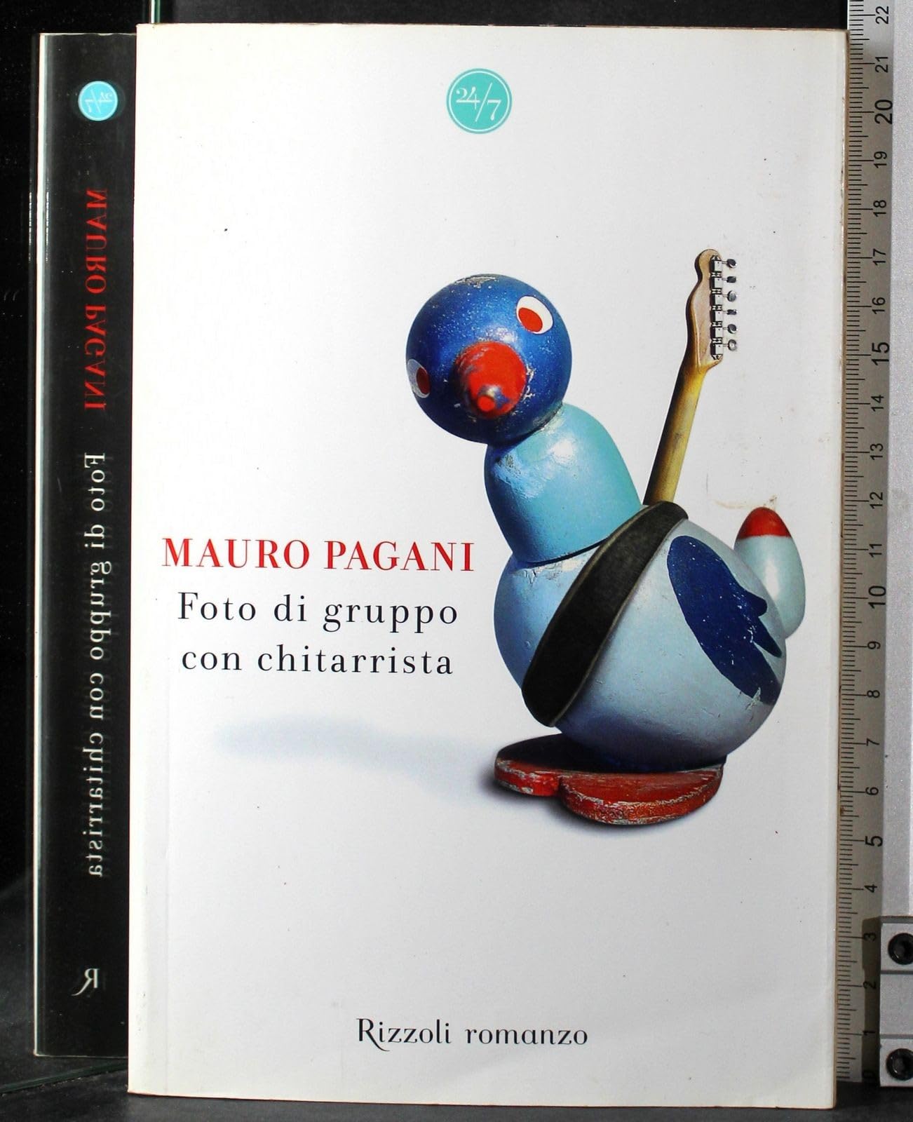 Foto DI Gruppo Con Chitarrista (24/7) Contemporary literature