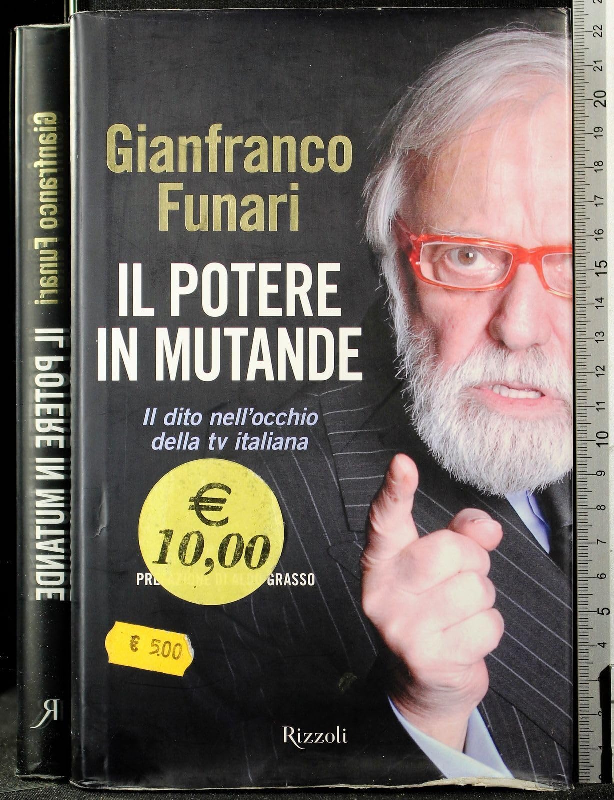 Il potere in mutande. Il dito nell'occhio della tv italiana (Saggi italiani) Media & Communication